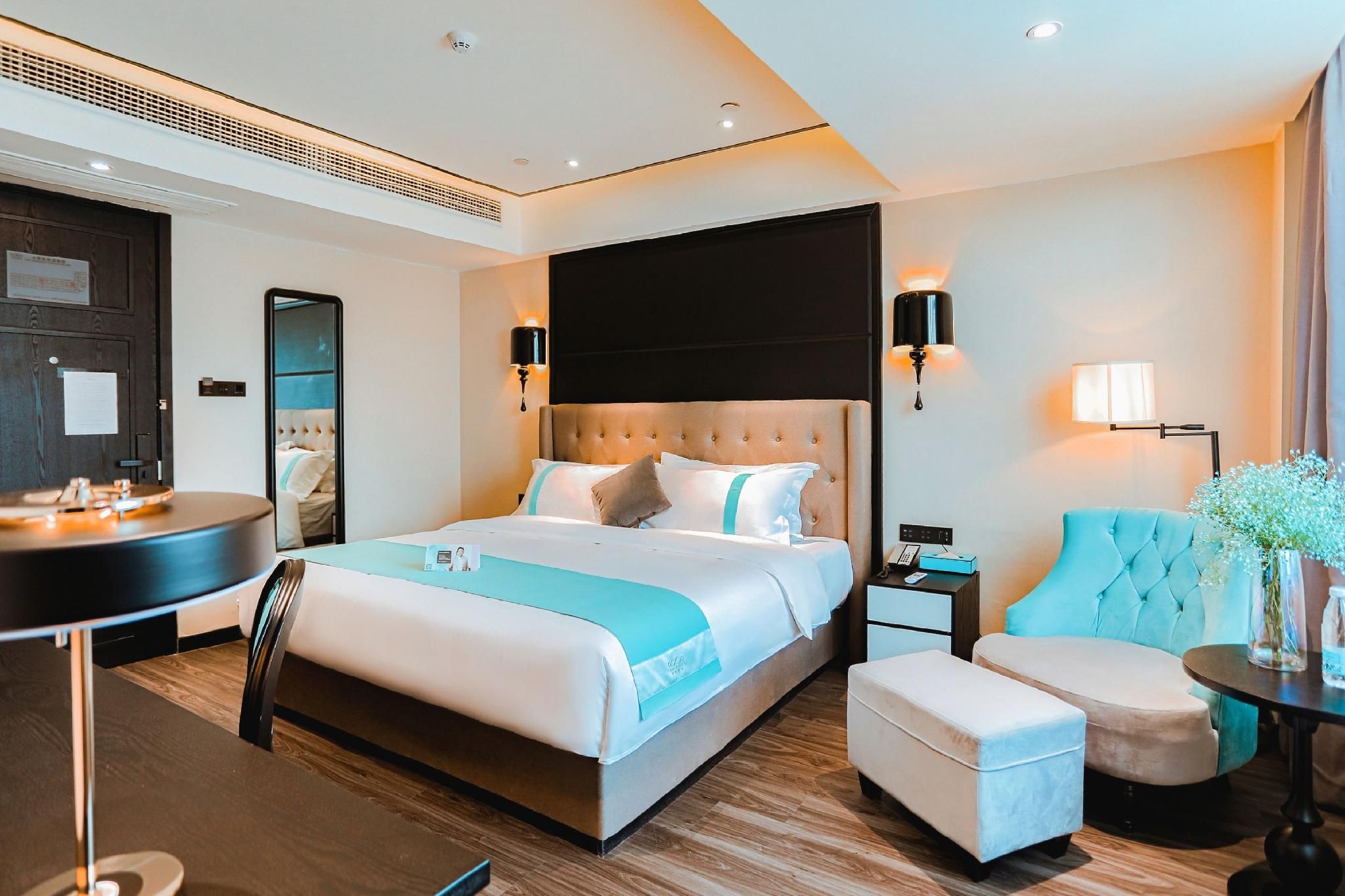 Xana - Business Bed Room