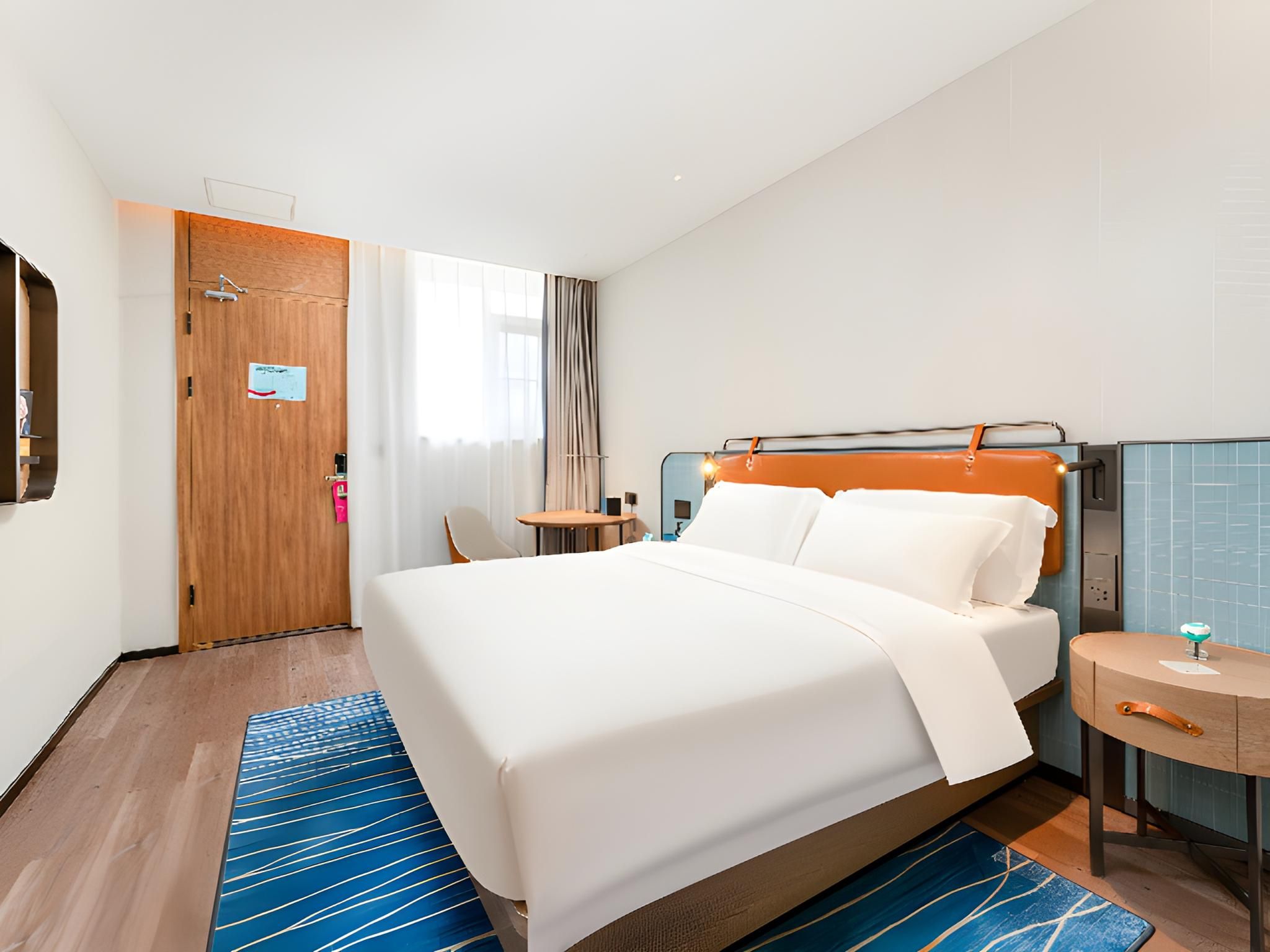 Dossen - Standard Bed Room
