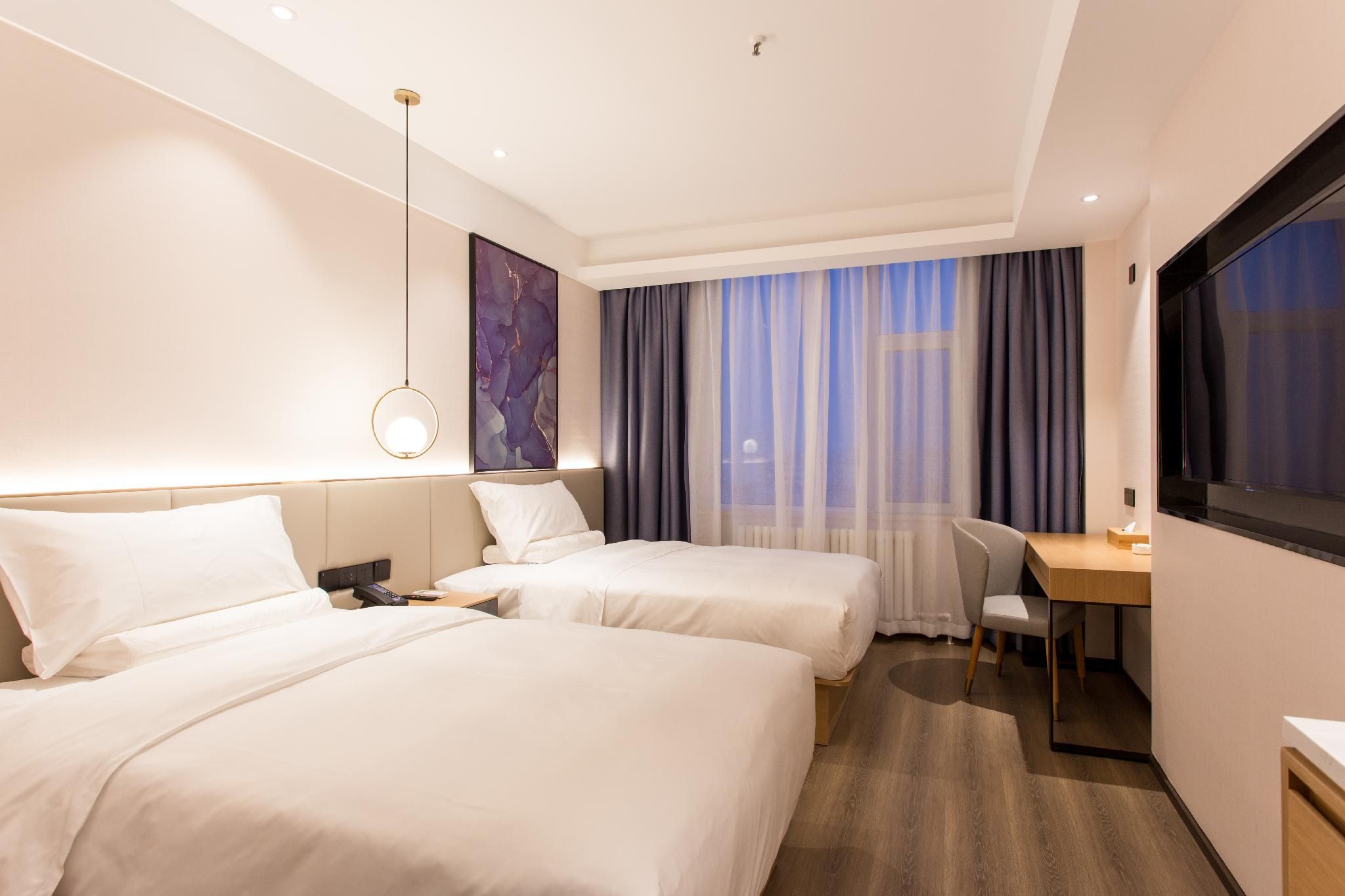 Huazhu - Superior Twin