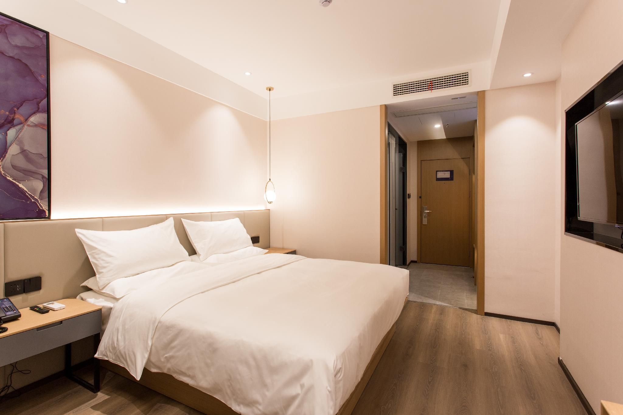 Huazhu - Superior BedRoom