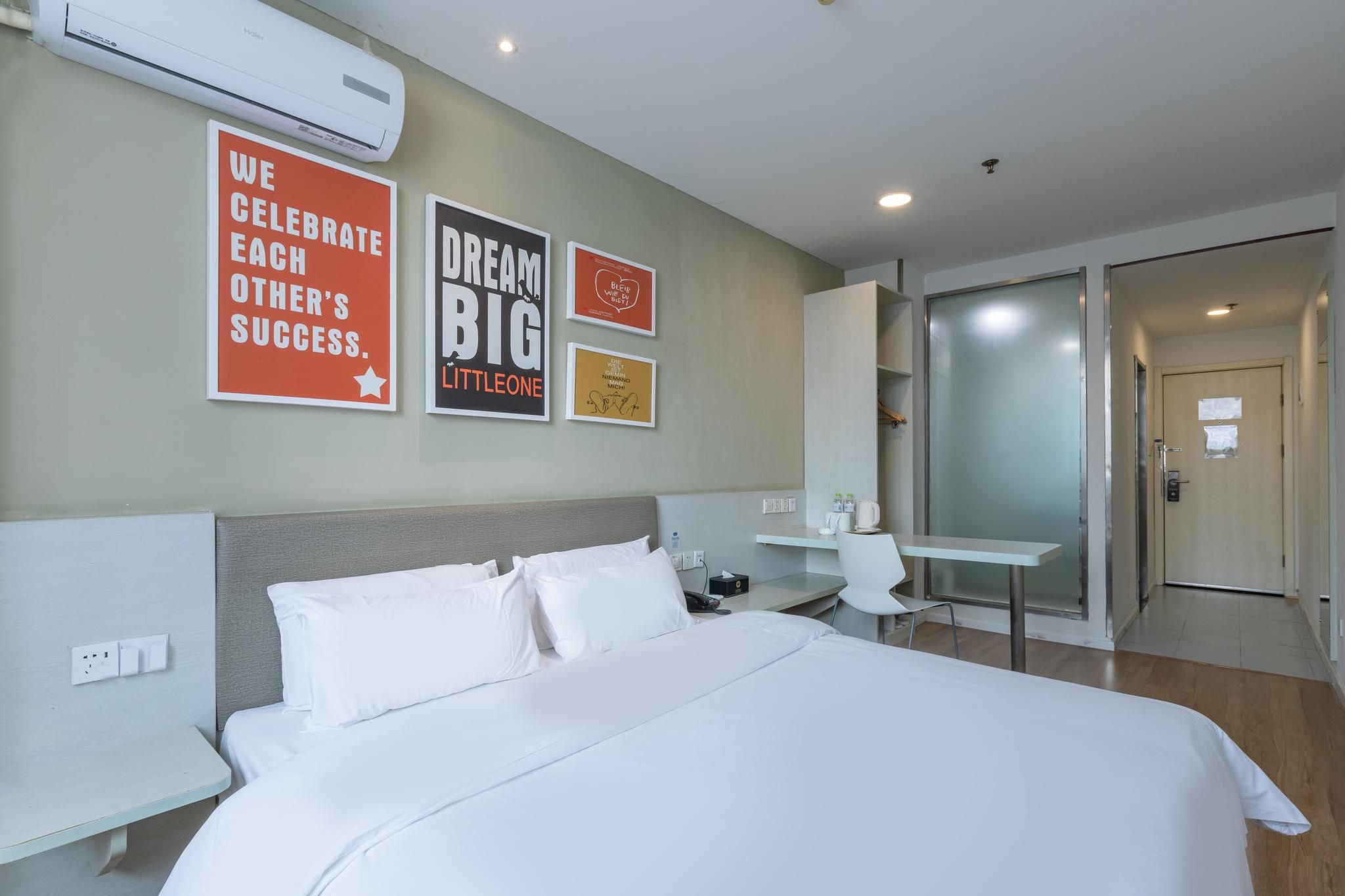 SHUYA Superior Queen Room