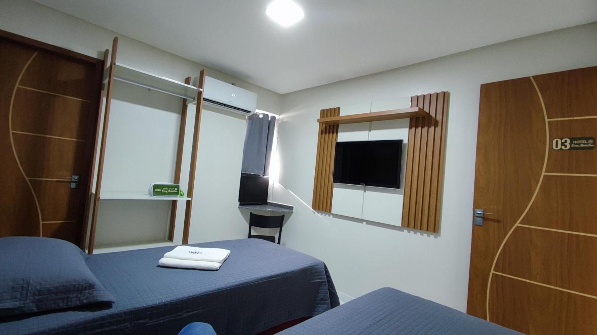 Hotel & Cafe Doce Modestina