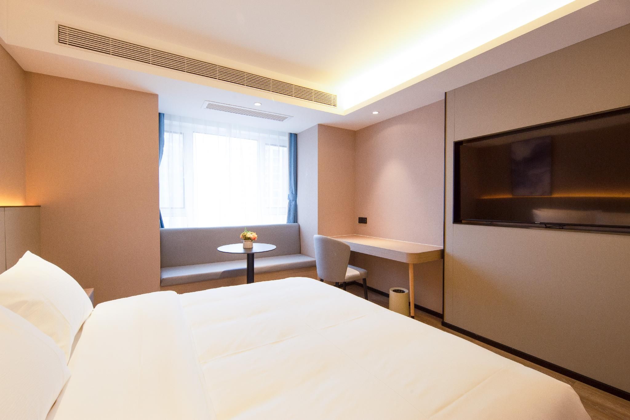 Huazhu - Superior BedRoom