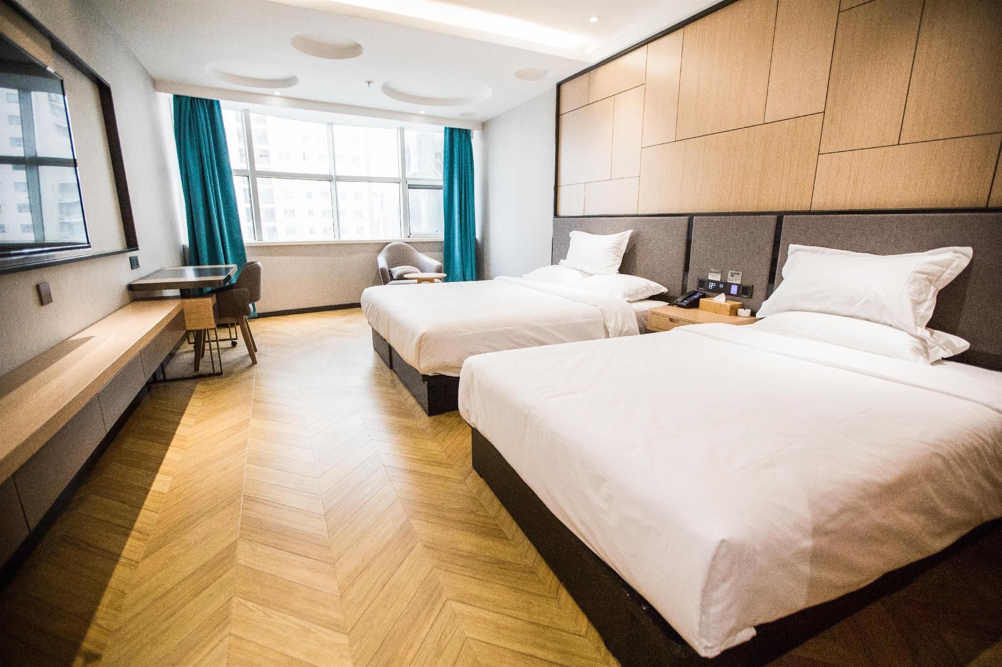 Huazhu - Family Room