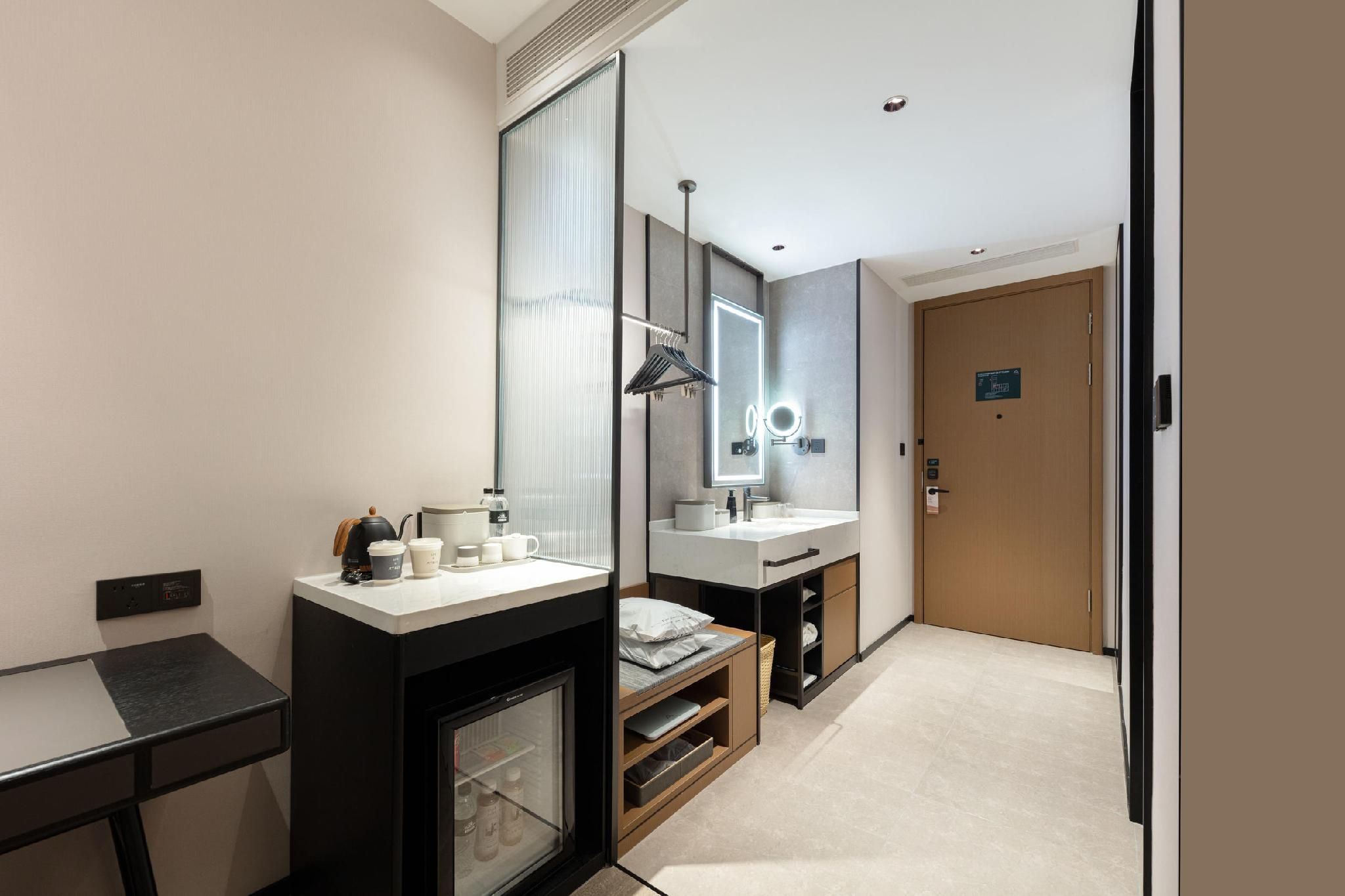 Atour - Premium Twin Room