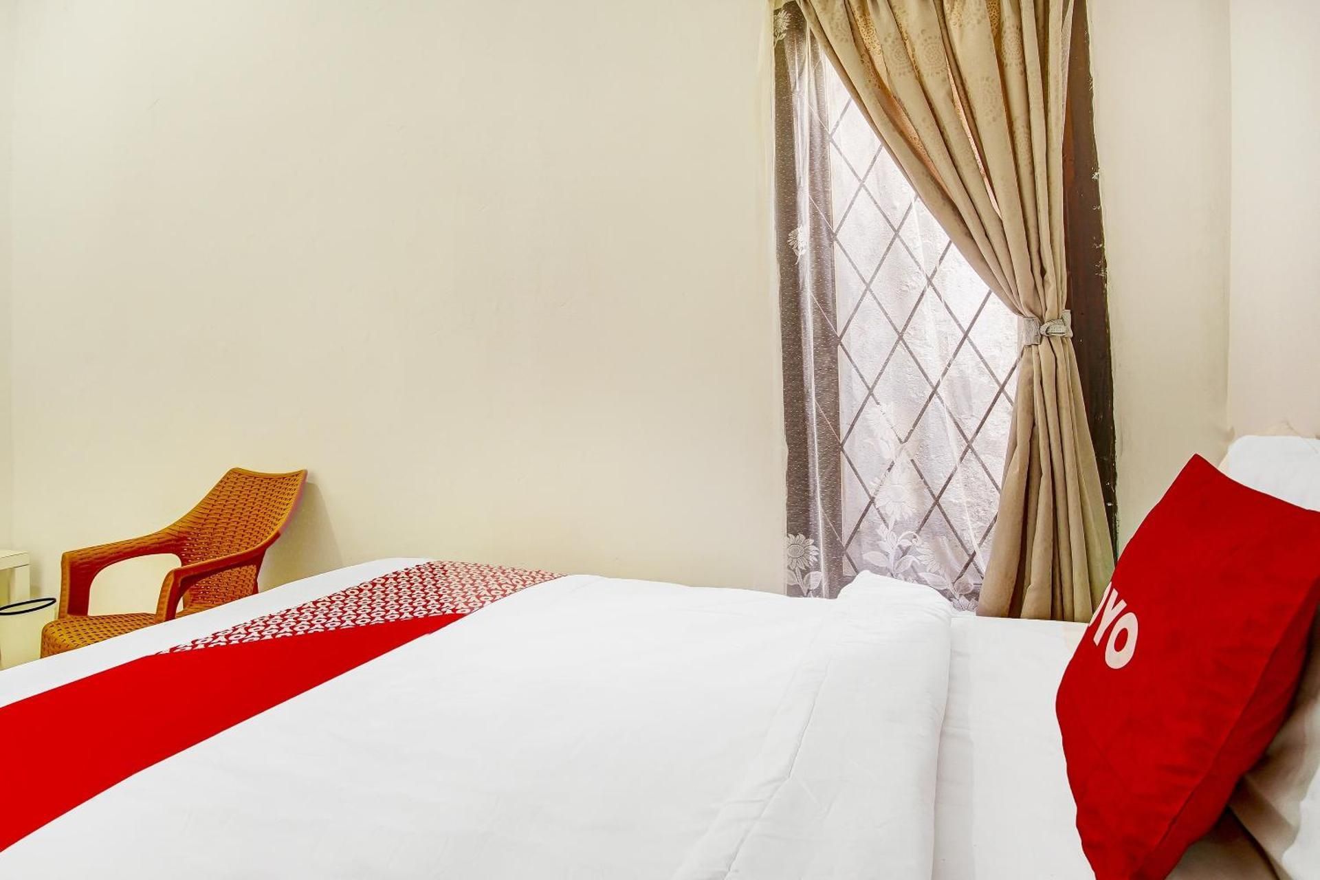 Standard Single Rooms