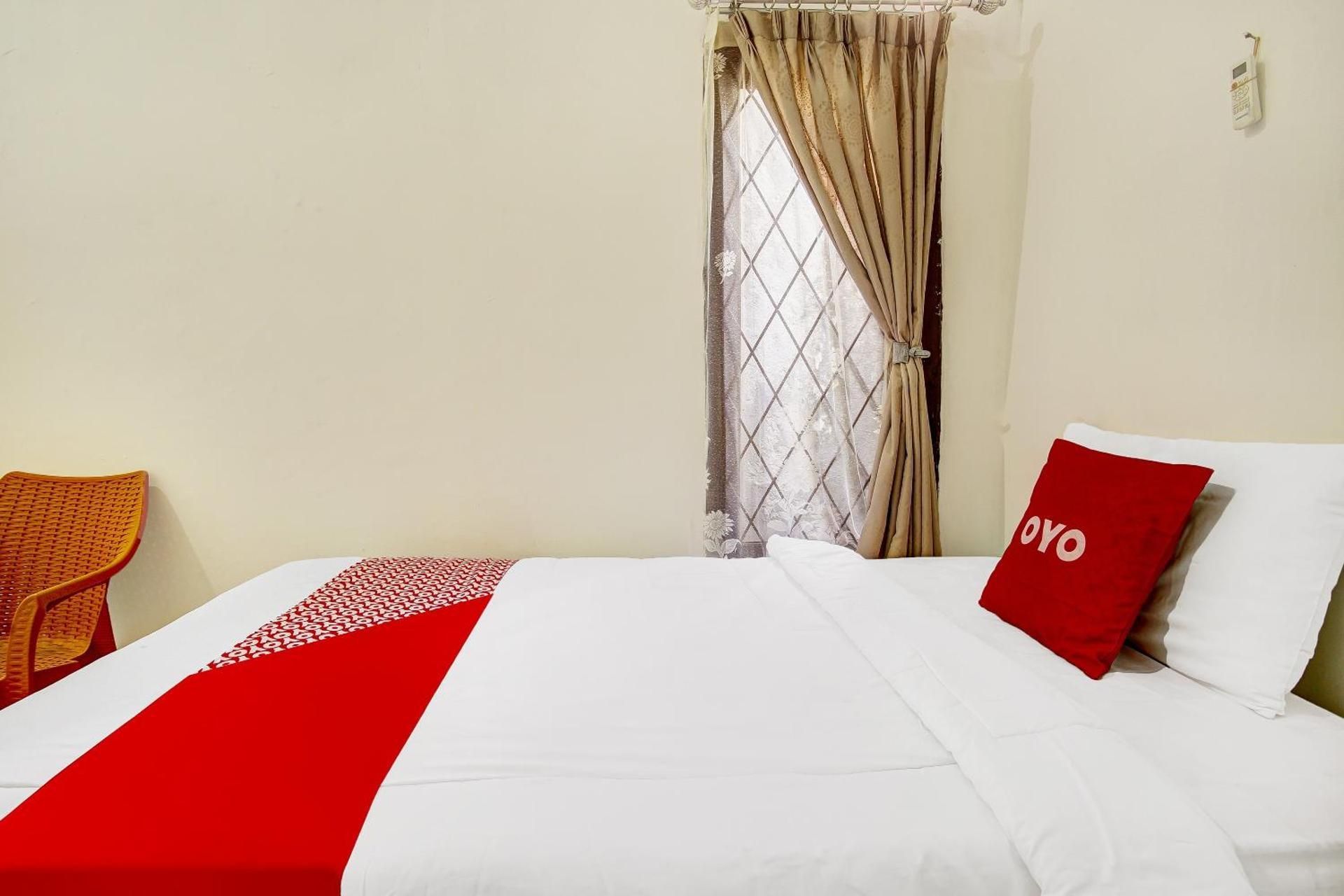 Standard Single Rooms