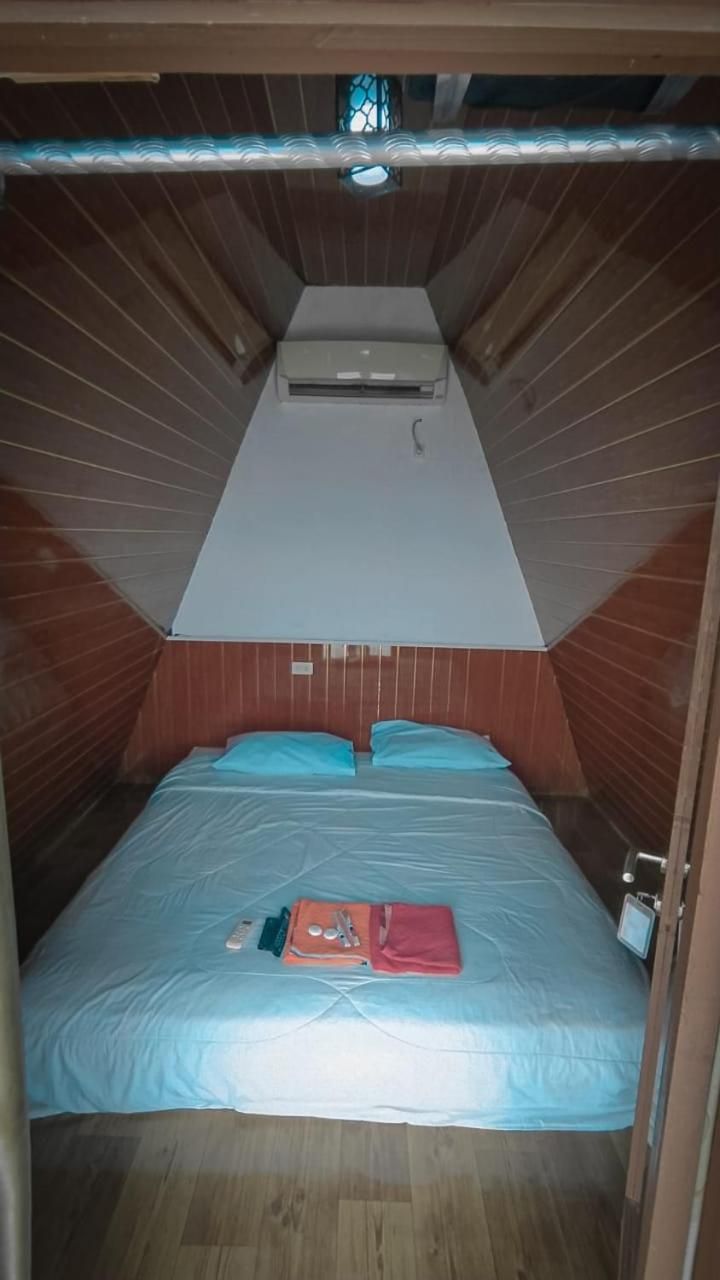 Standard Double Room with Shared Bathroom