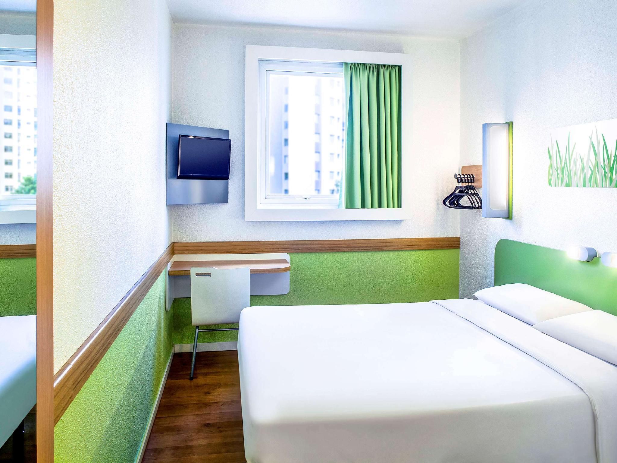 Classic Room with 1 Double Bed