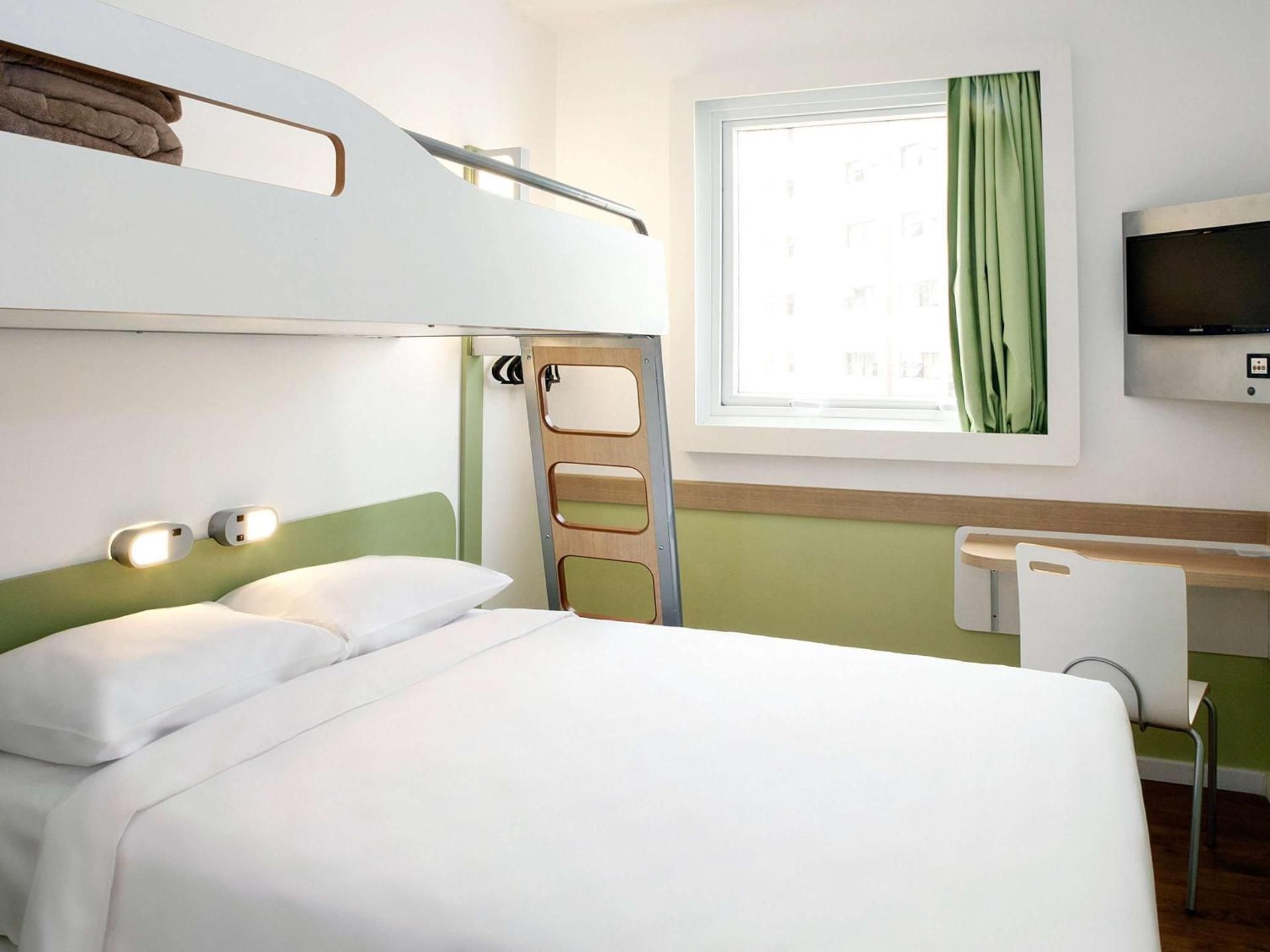 Standard Adapted Apartment Double Bed - PNE