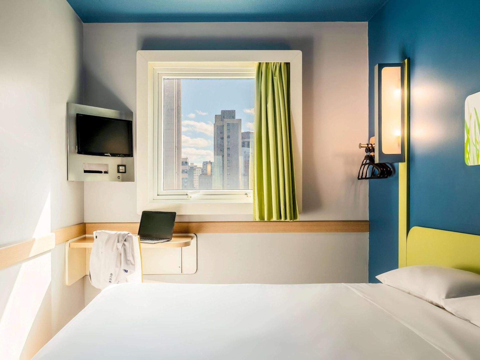 Functional apartments for up to two people with a double bed.