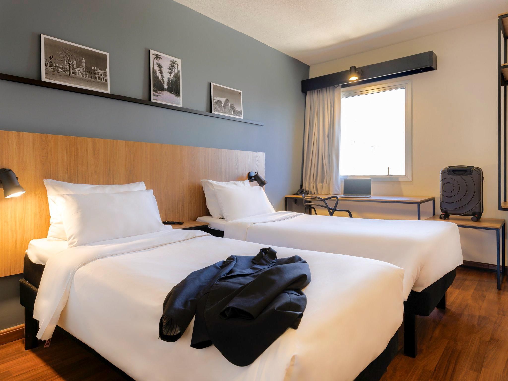 Standard Room with twin beds