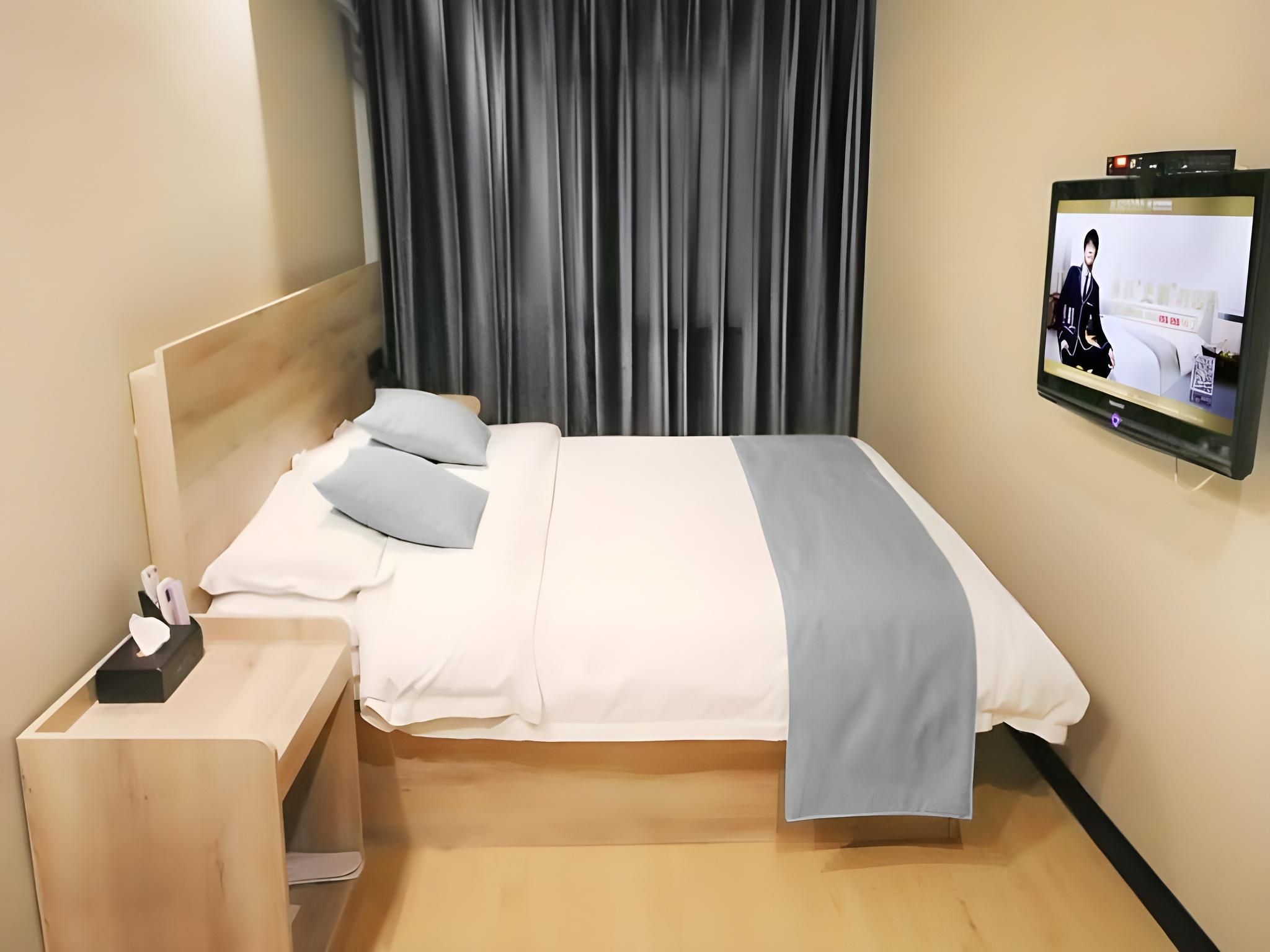 GTI - Single Room, 1.5M Bed