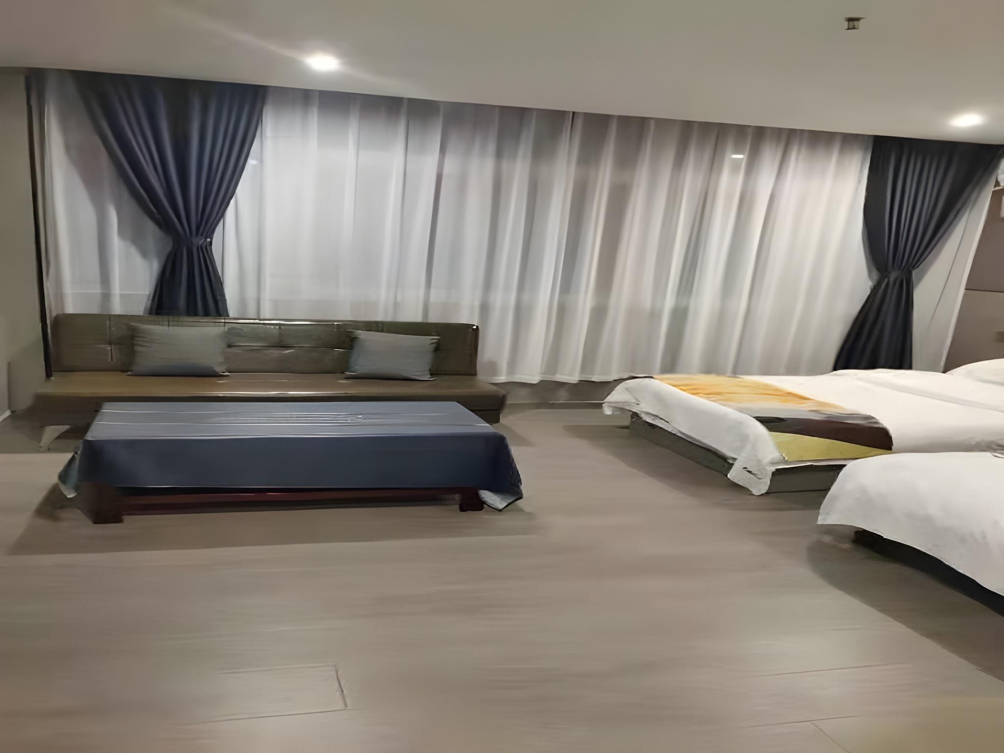 GTI - Fashion Family Room