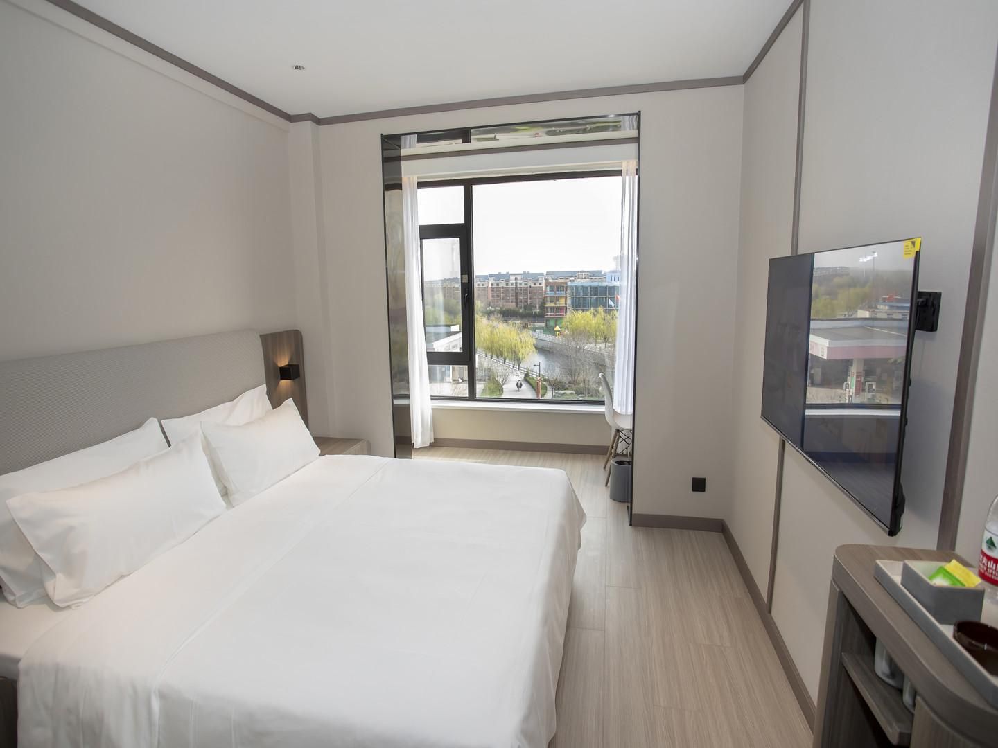 Huazhu - Superior BedRoom