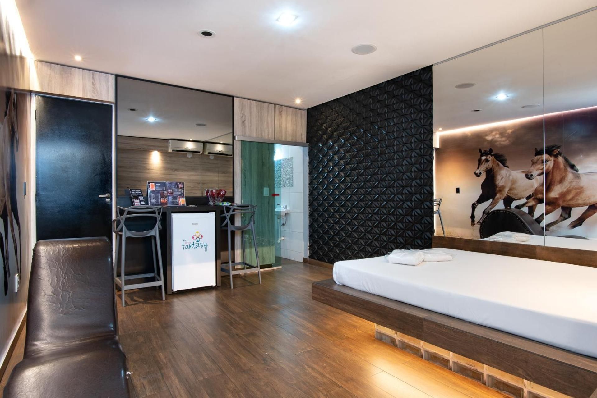 Standard Suite