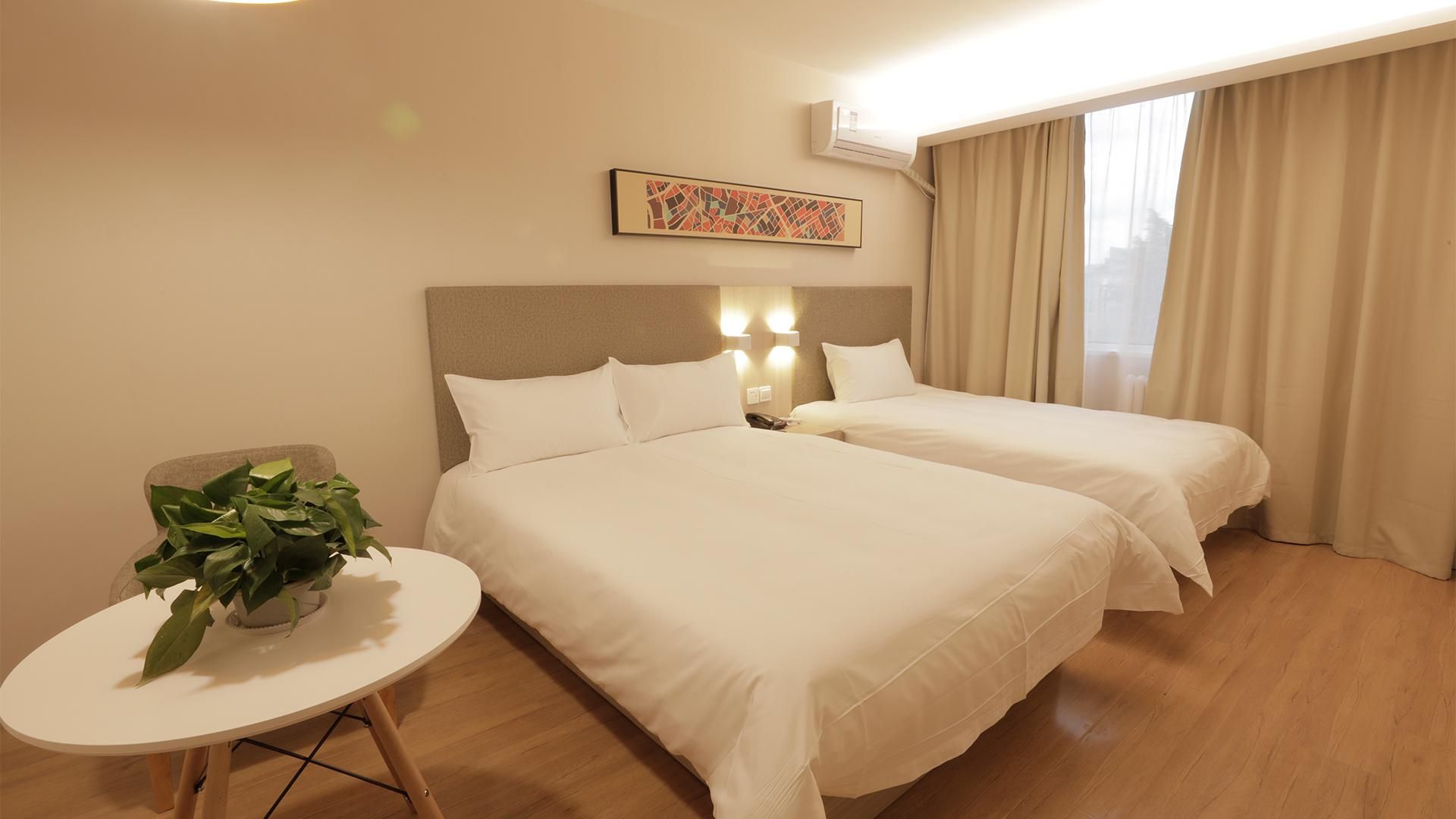 Huazhu - Family Room
