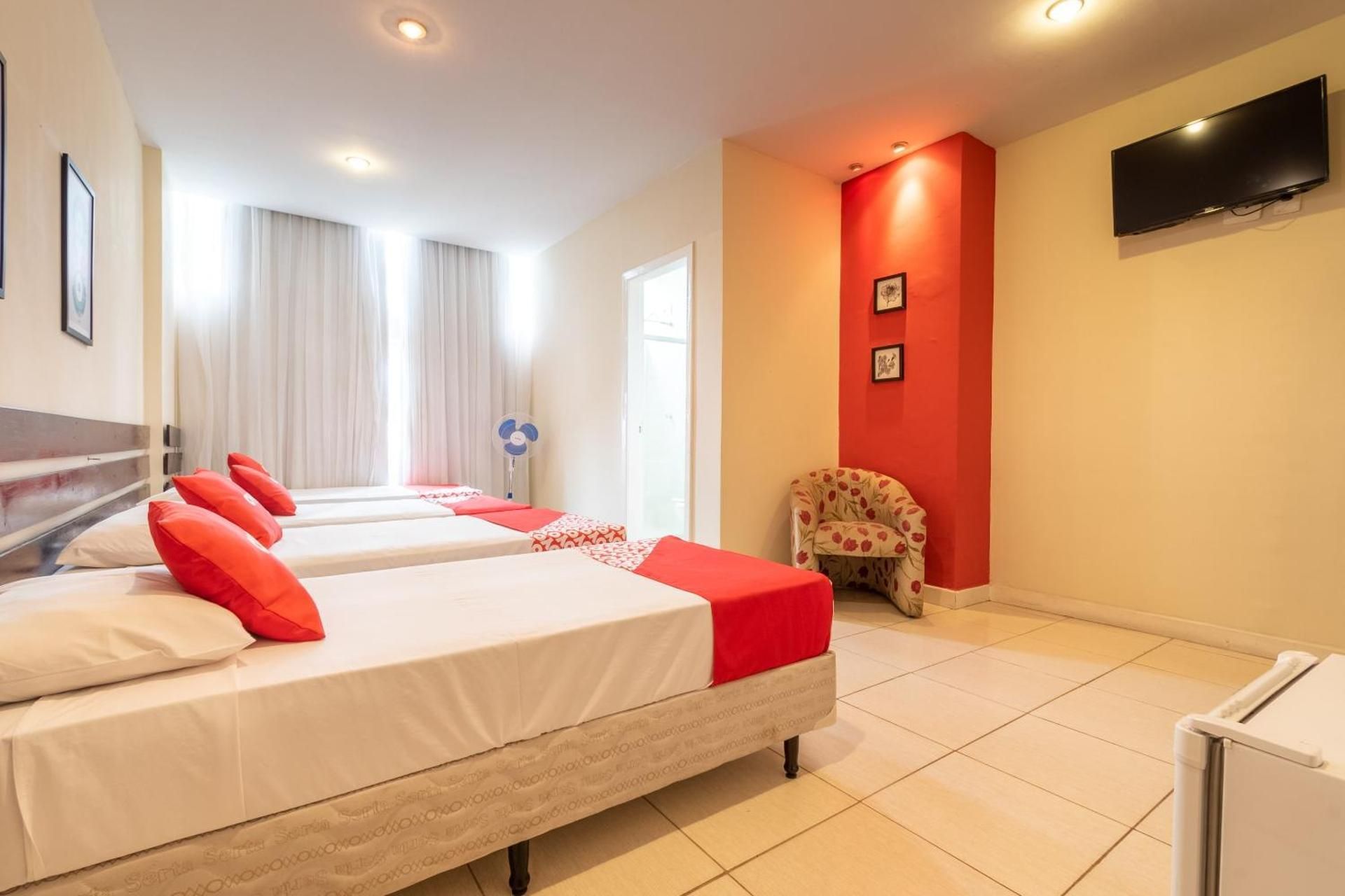 Quadruple Room (4 single beds)