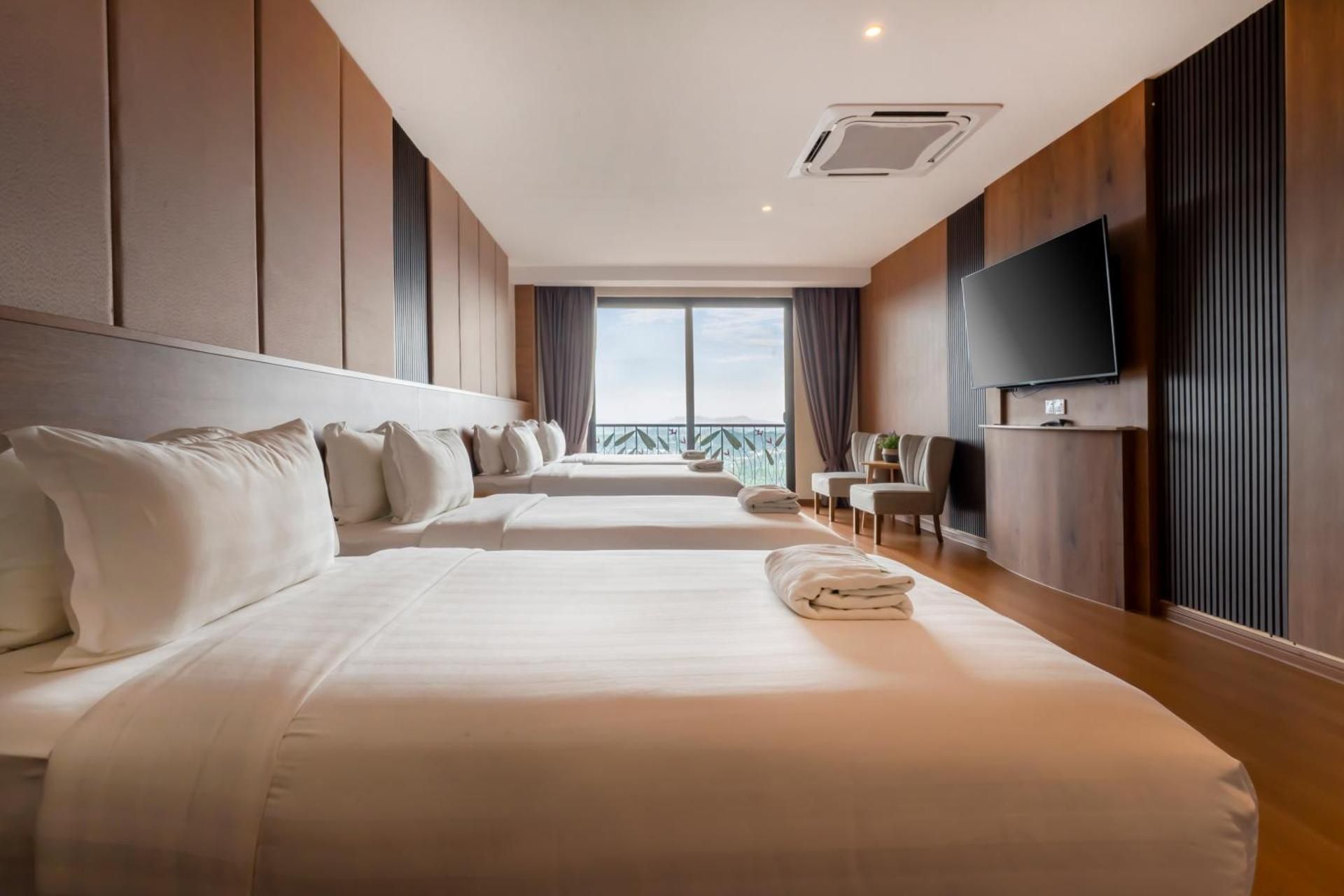 Bilut Hills Eco Resort Deluxe Quadruple Room