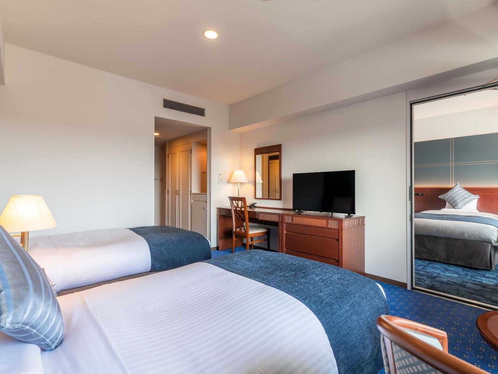 Connecting Twin Room - Non-Smoking - No Daily Cleaning