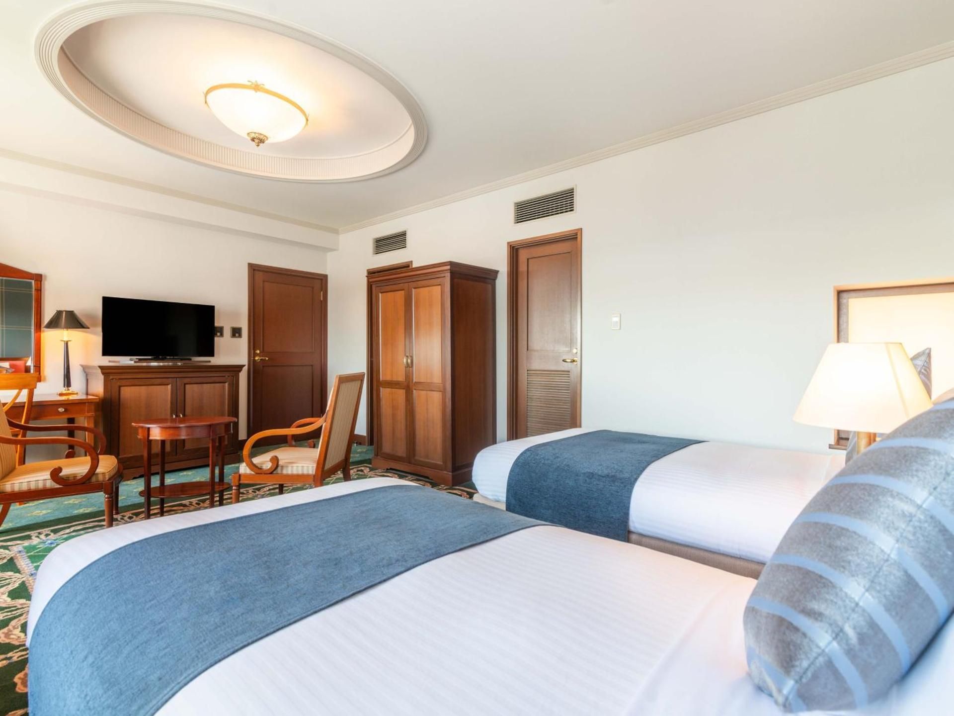 Deluxe Suite - Non-Smoking
