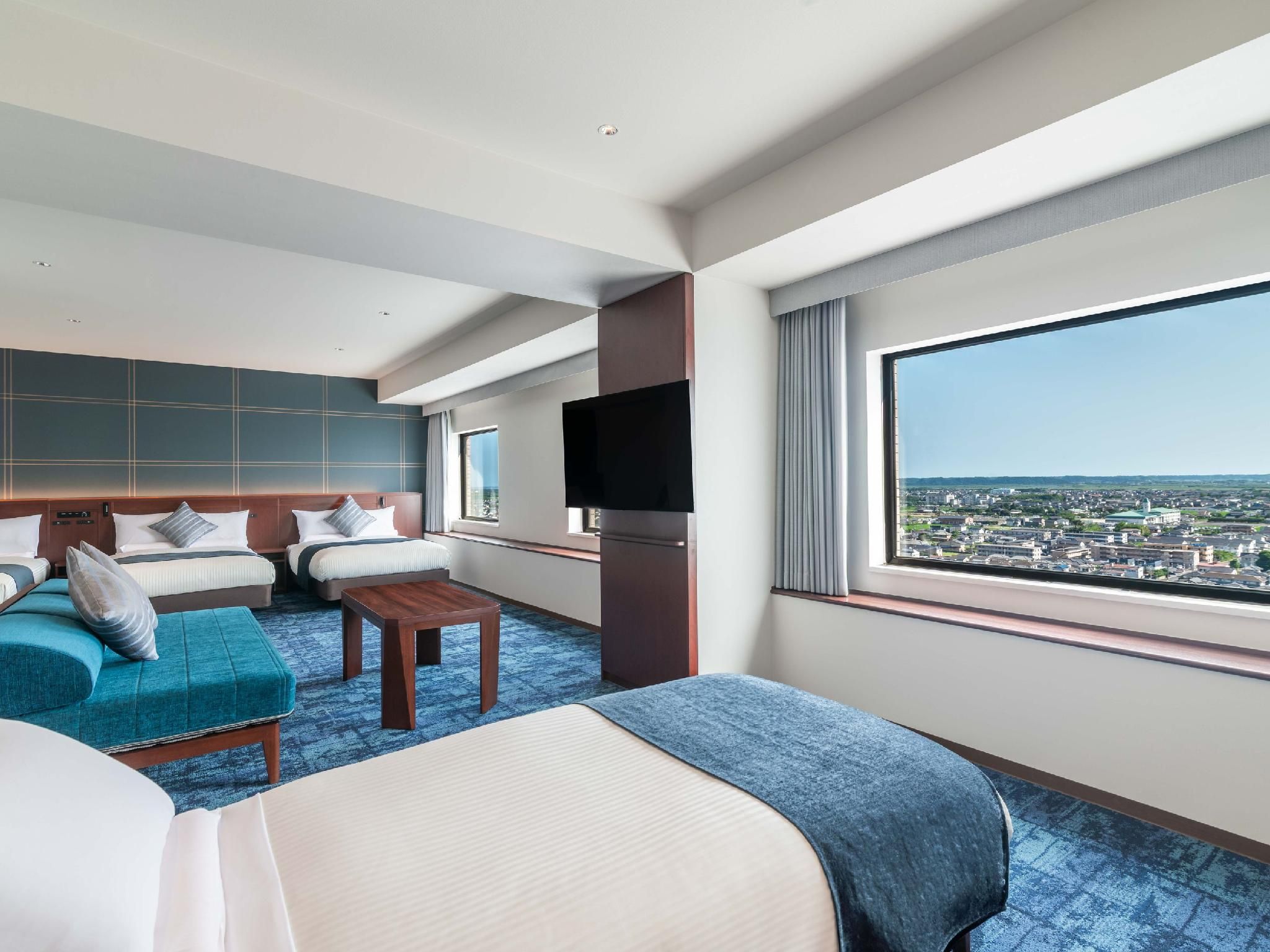Renewal Deluxe Triple with 2Extra Beds Non-Smoking