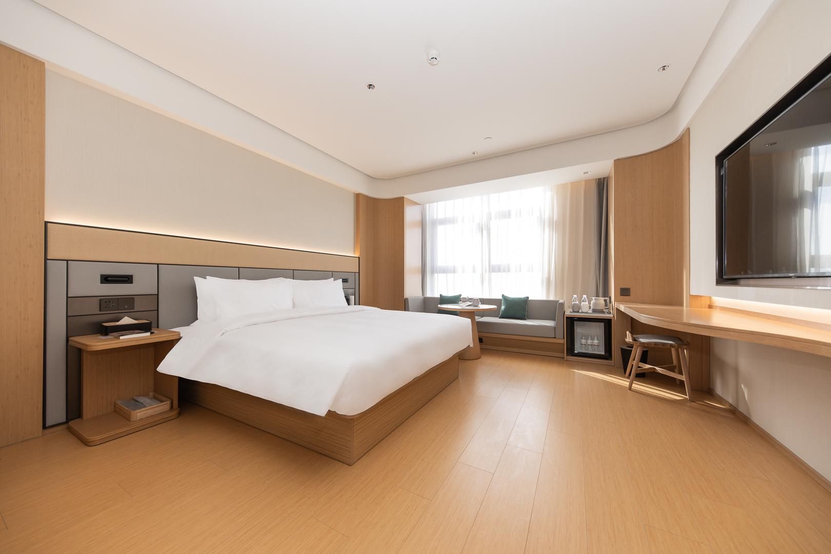Huazhu - Superior BedRoom