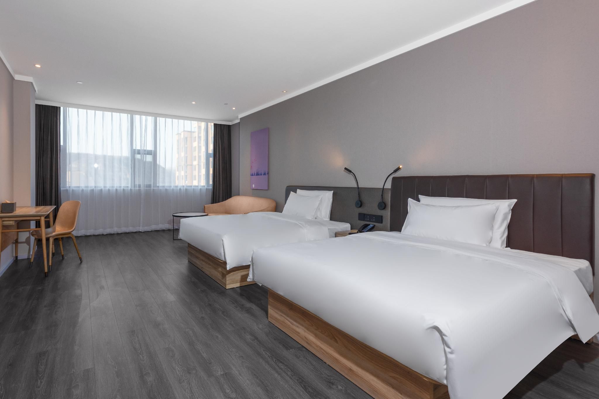 Huazhu - Business Twin Room