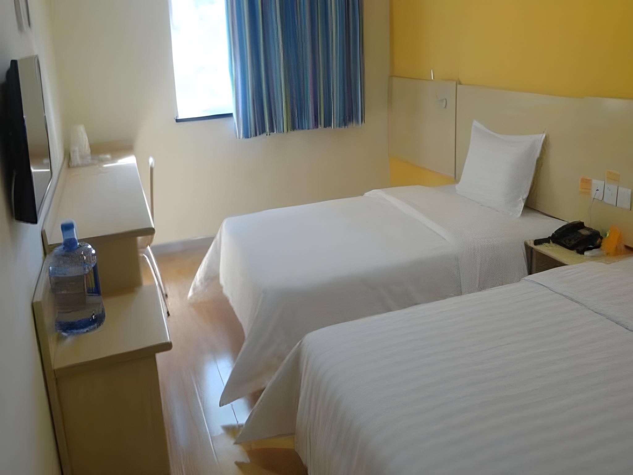 7 Days - Zizhu Twin Room