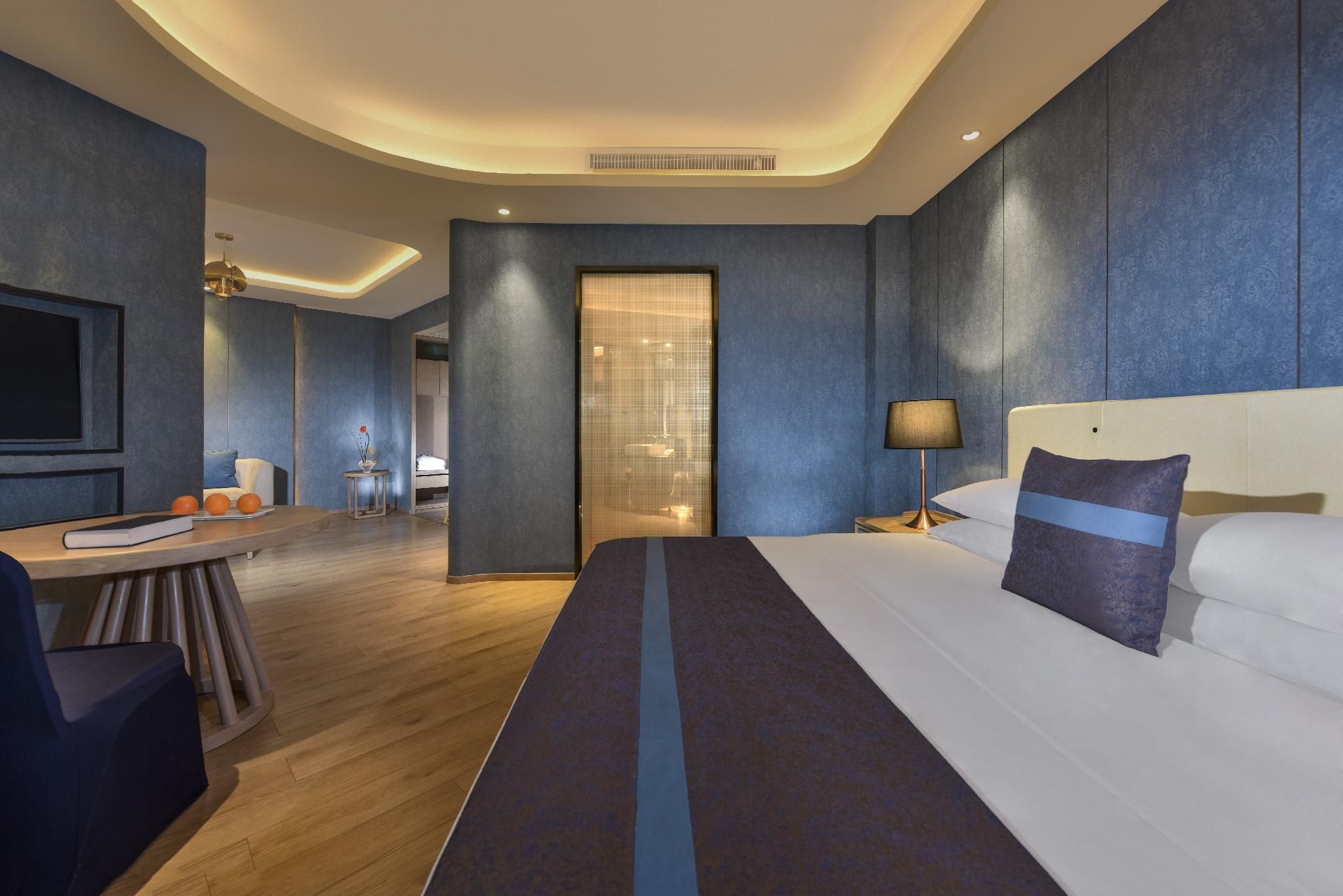 Brown family suite