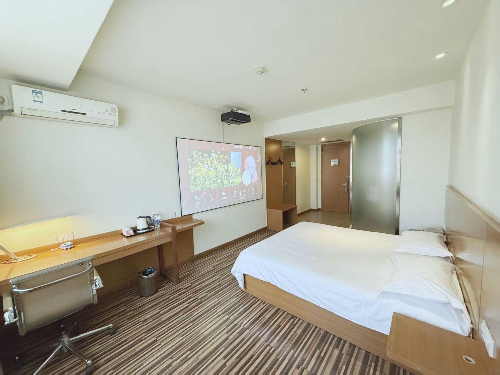 WH - Standard 1 Bed, Visual Theme
