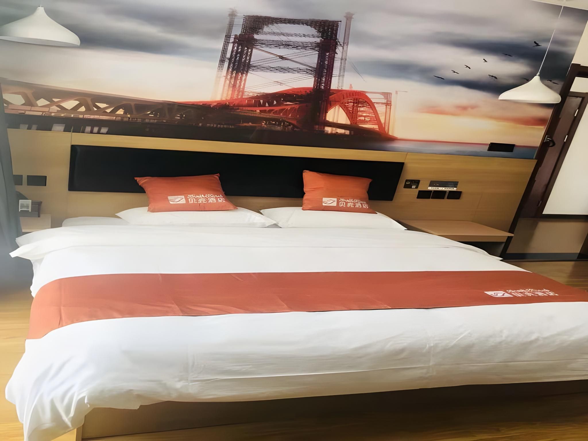 GTI - Business 1 Bed, Partial Room with Aisle window