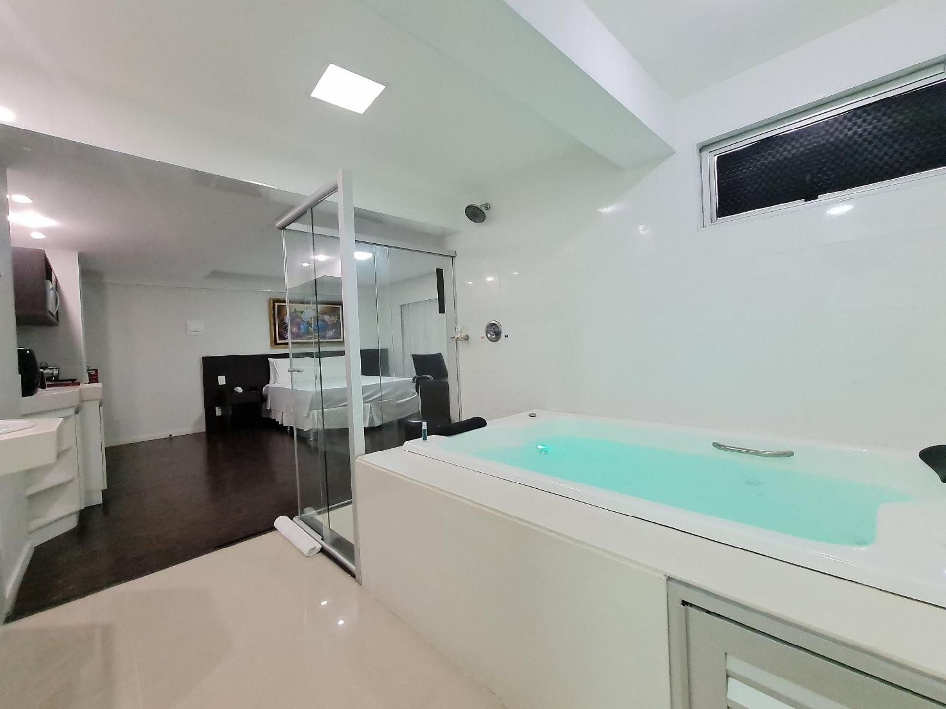 King Suite with Spa Bath
