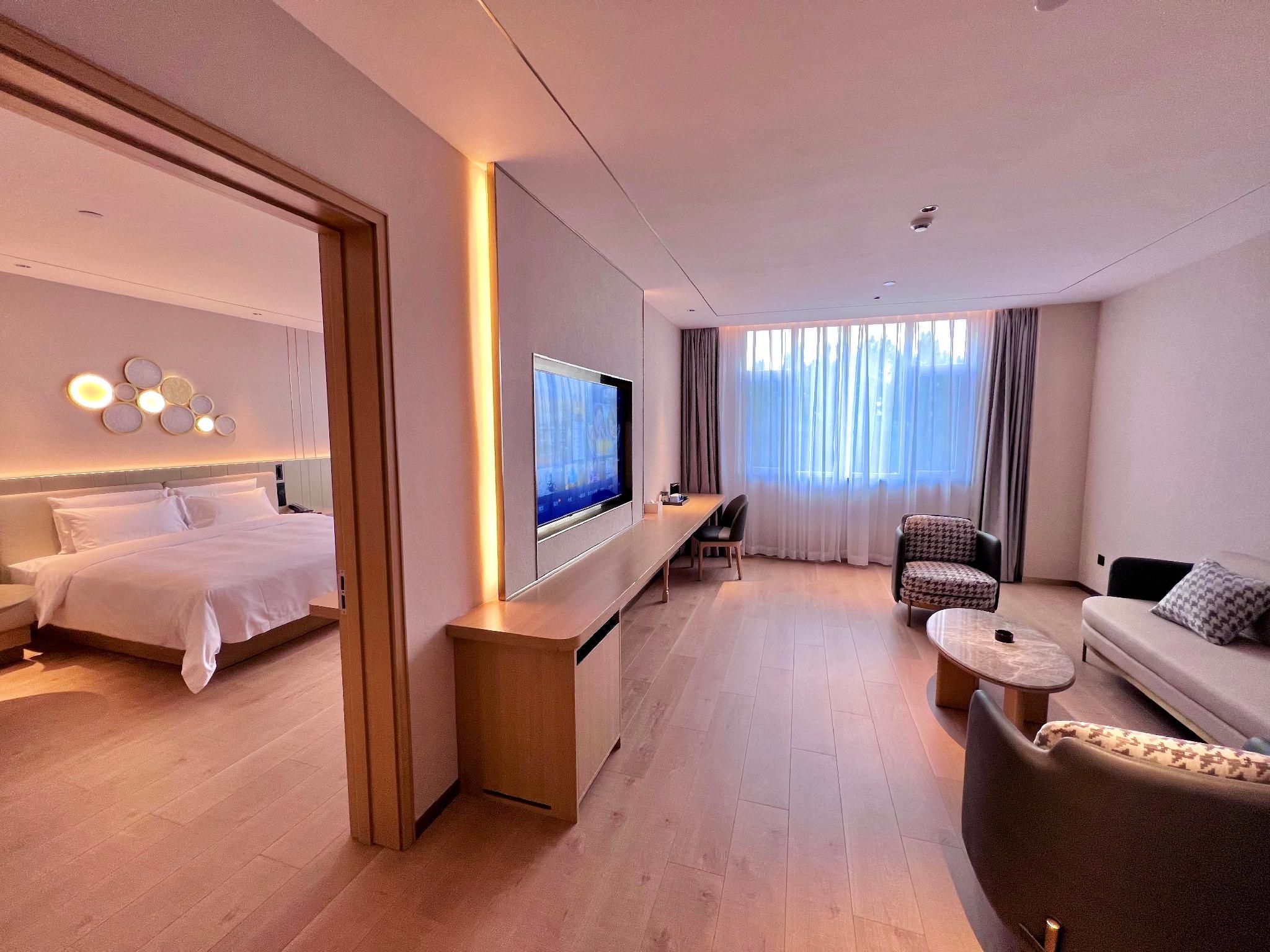 Marsden Luxury Suite