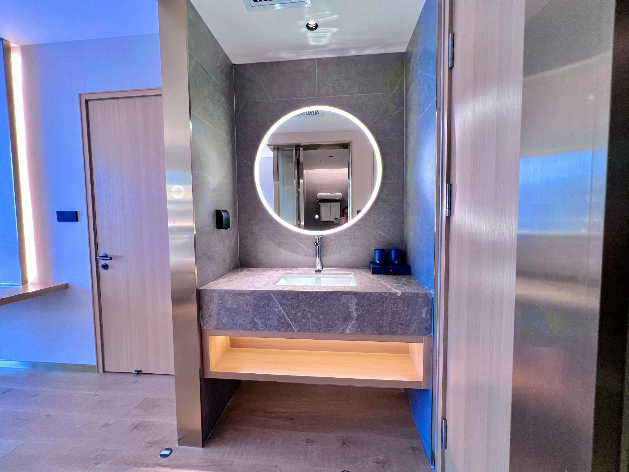 Marsden Luxury Suite