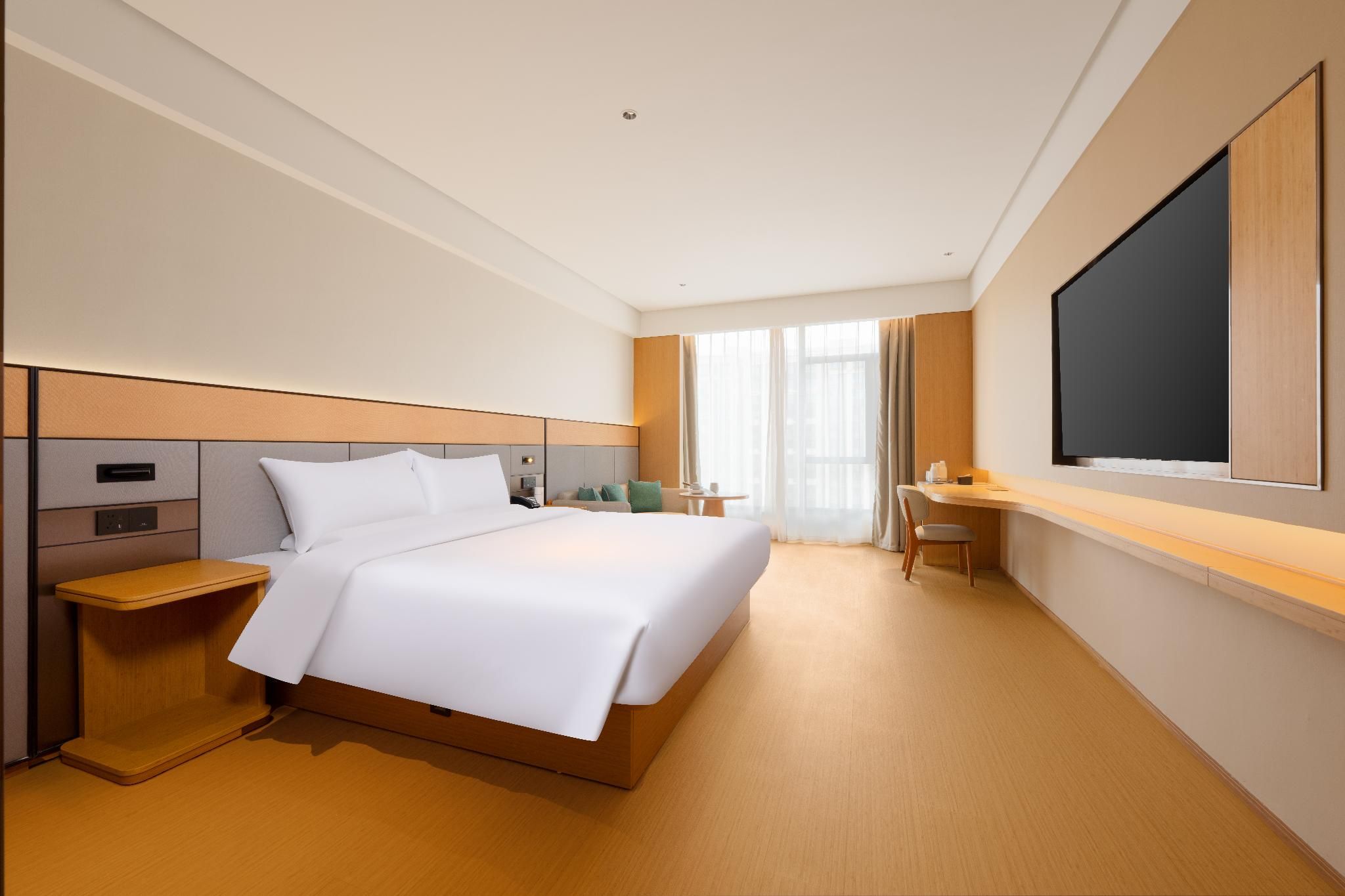 Queen Superior Room