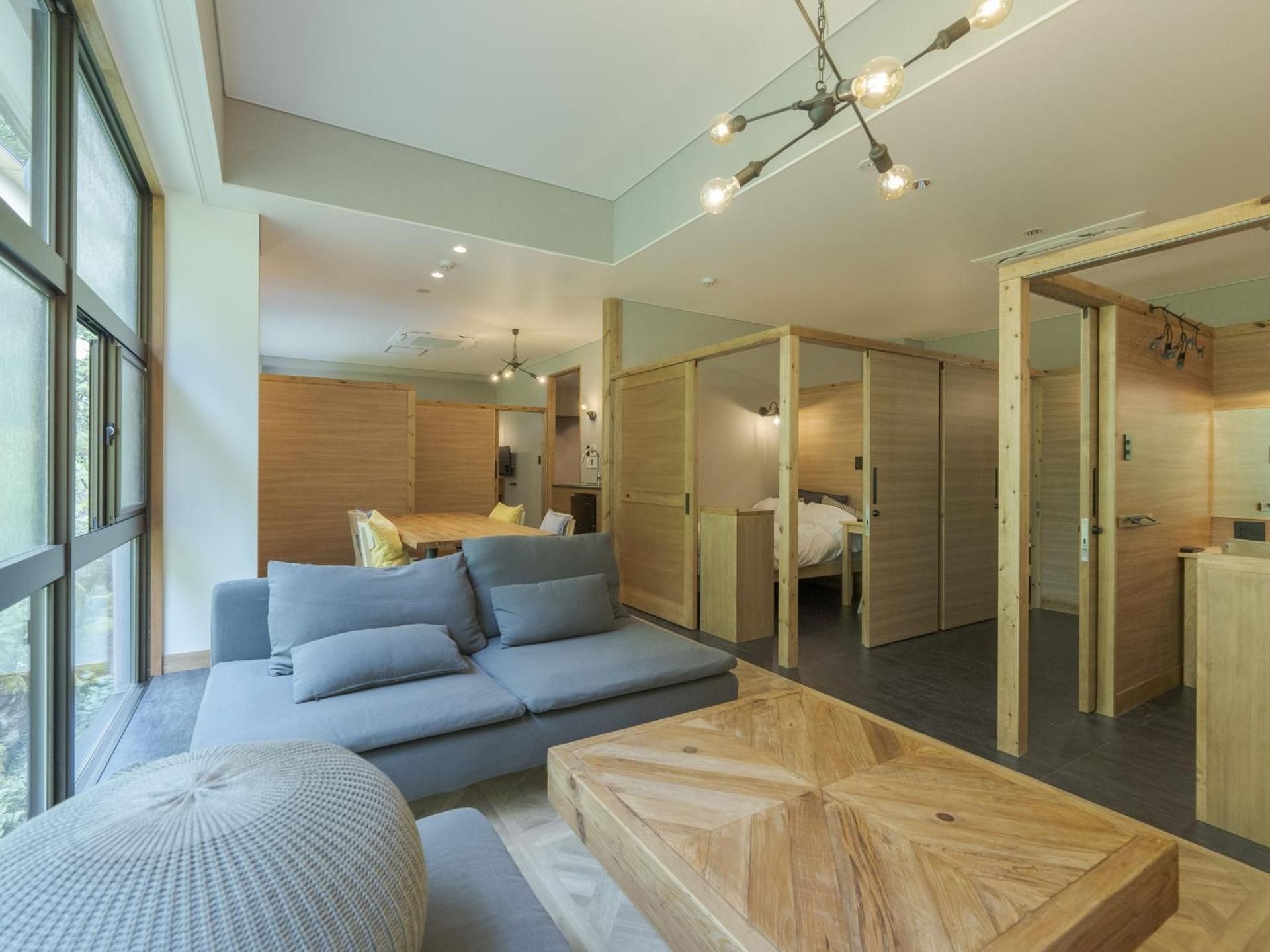 Deluxe Family Room