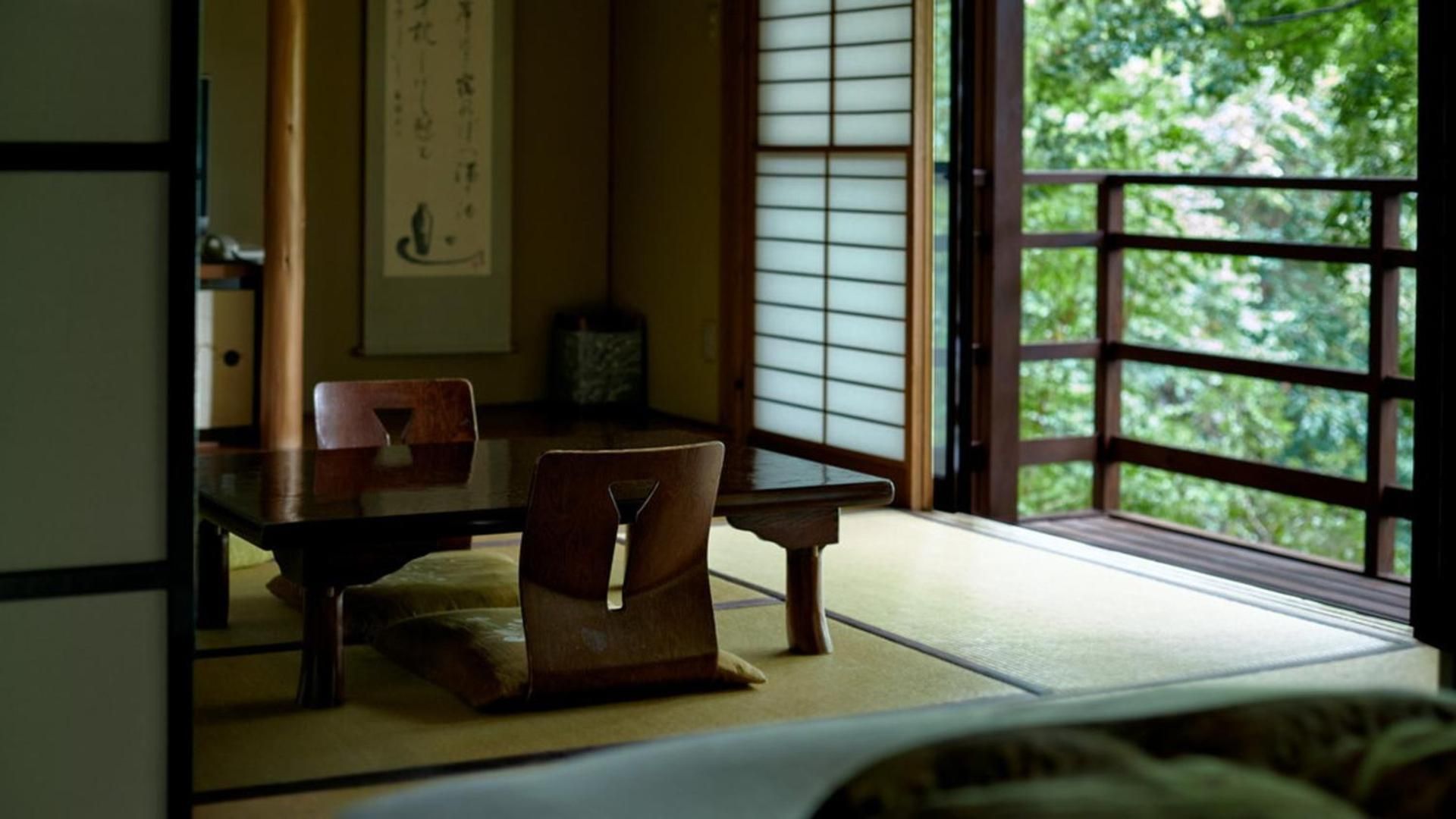 Twin Room with Private Bathroom