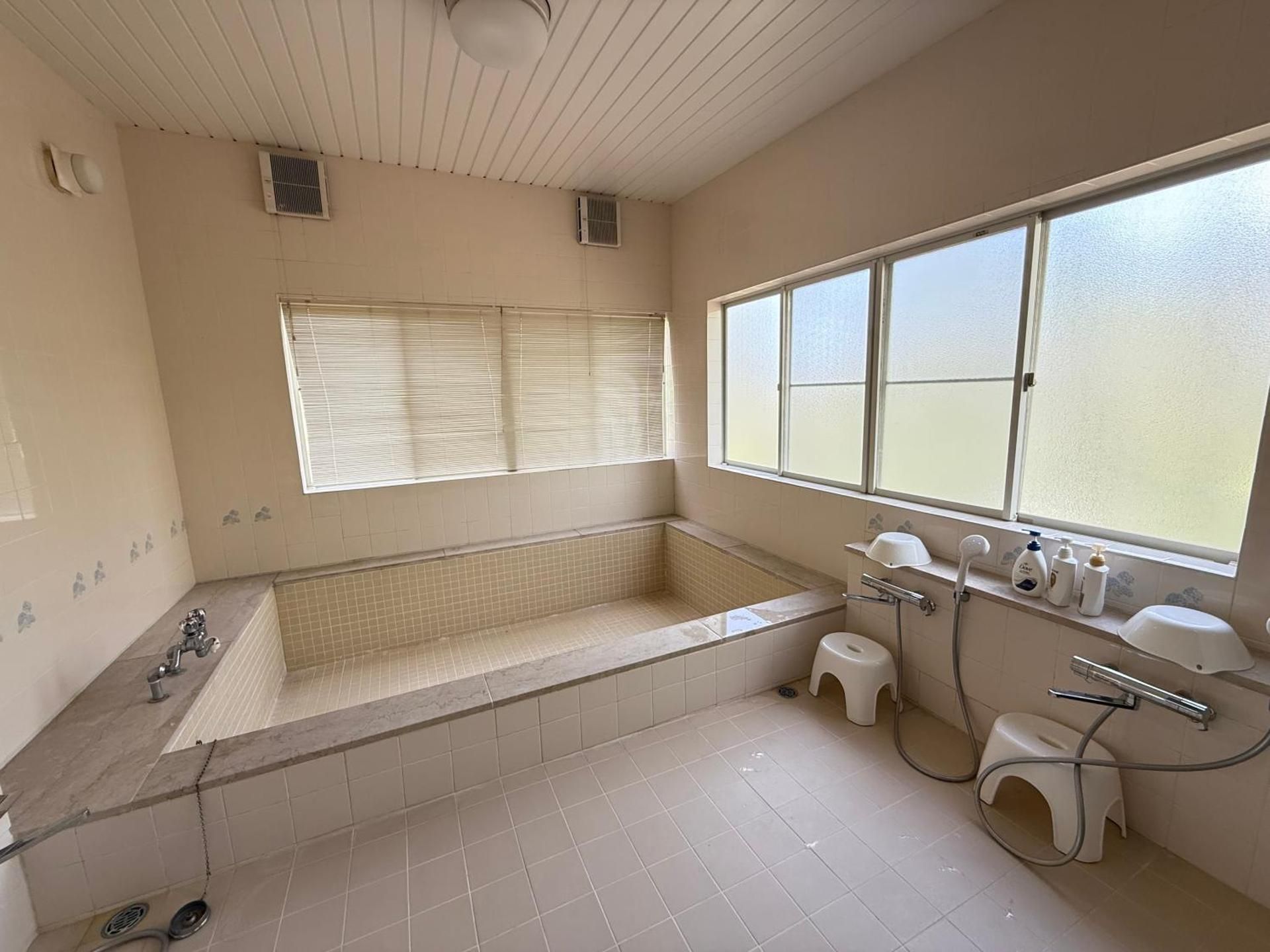 Japanese-Style Room