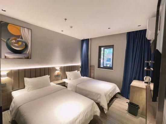 Traditional Twin Room