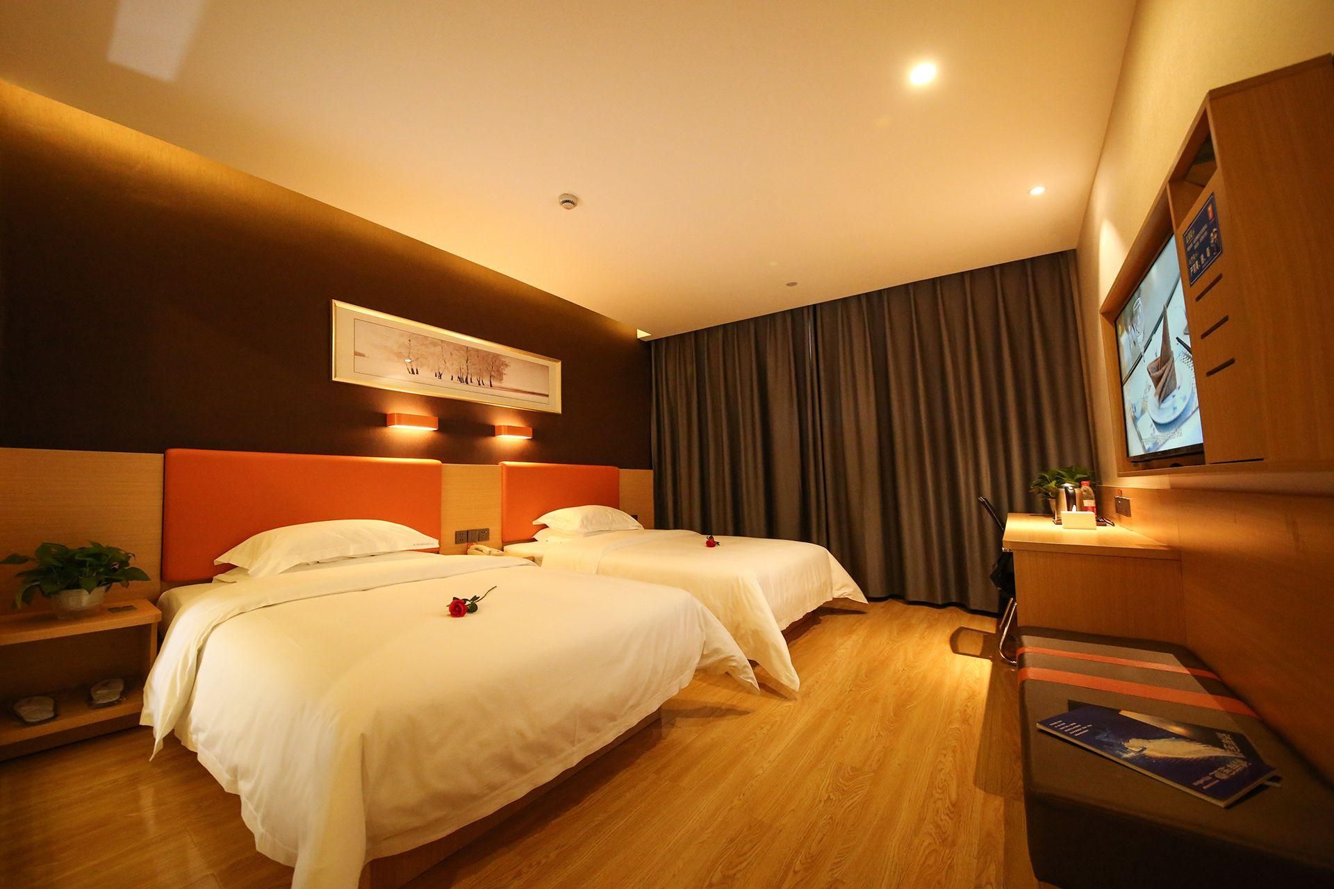 Featured Twin Room