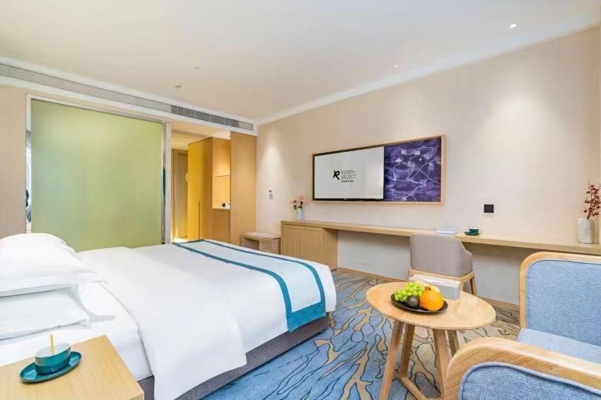 Rezen - Executive 1 Bed Room with Park View