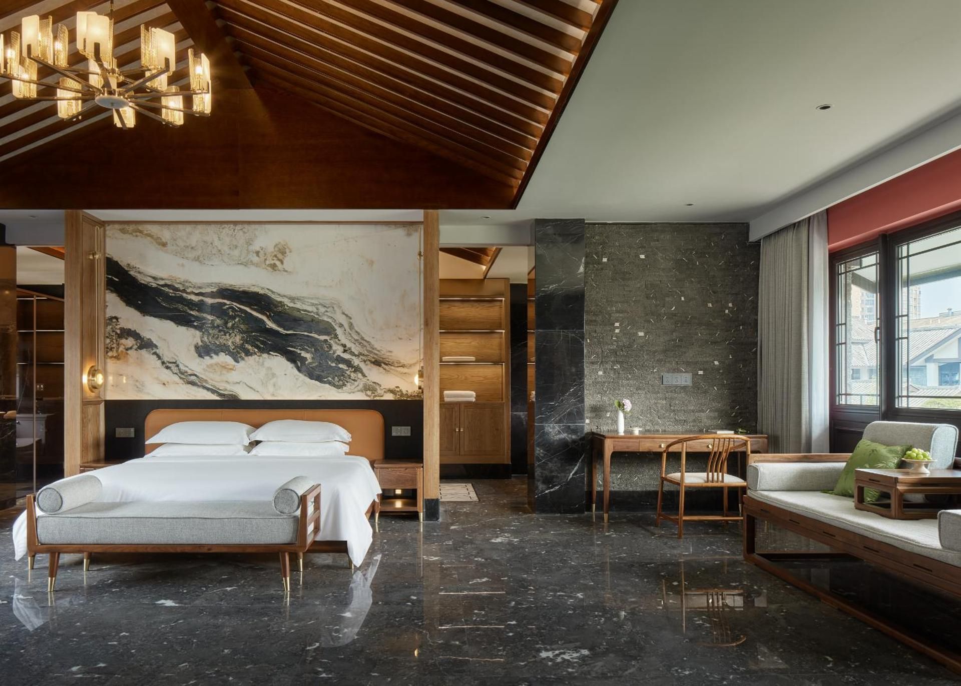 Zhuangsheng Xiaoyue Garden Hotel King Suite