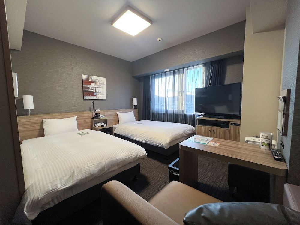 Standard Twin Room, Smoking
