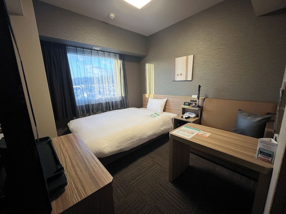 Standard Semi-Double Room, Smoking (E-Cigarettes Only)