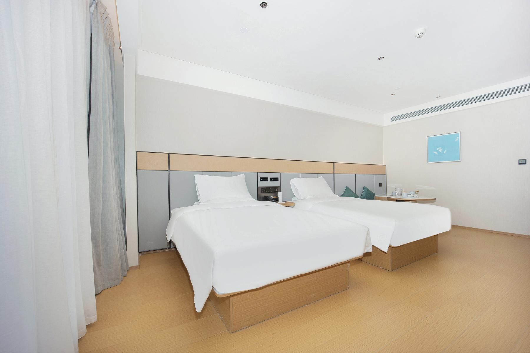 Huazhu - Superior Twin