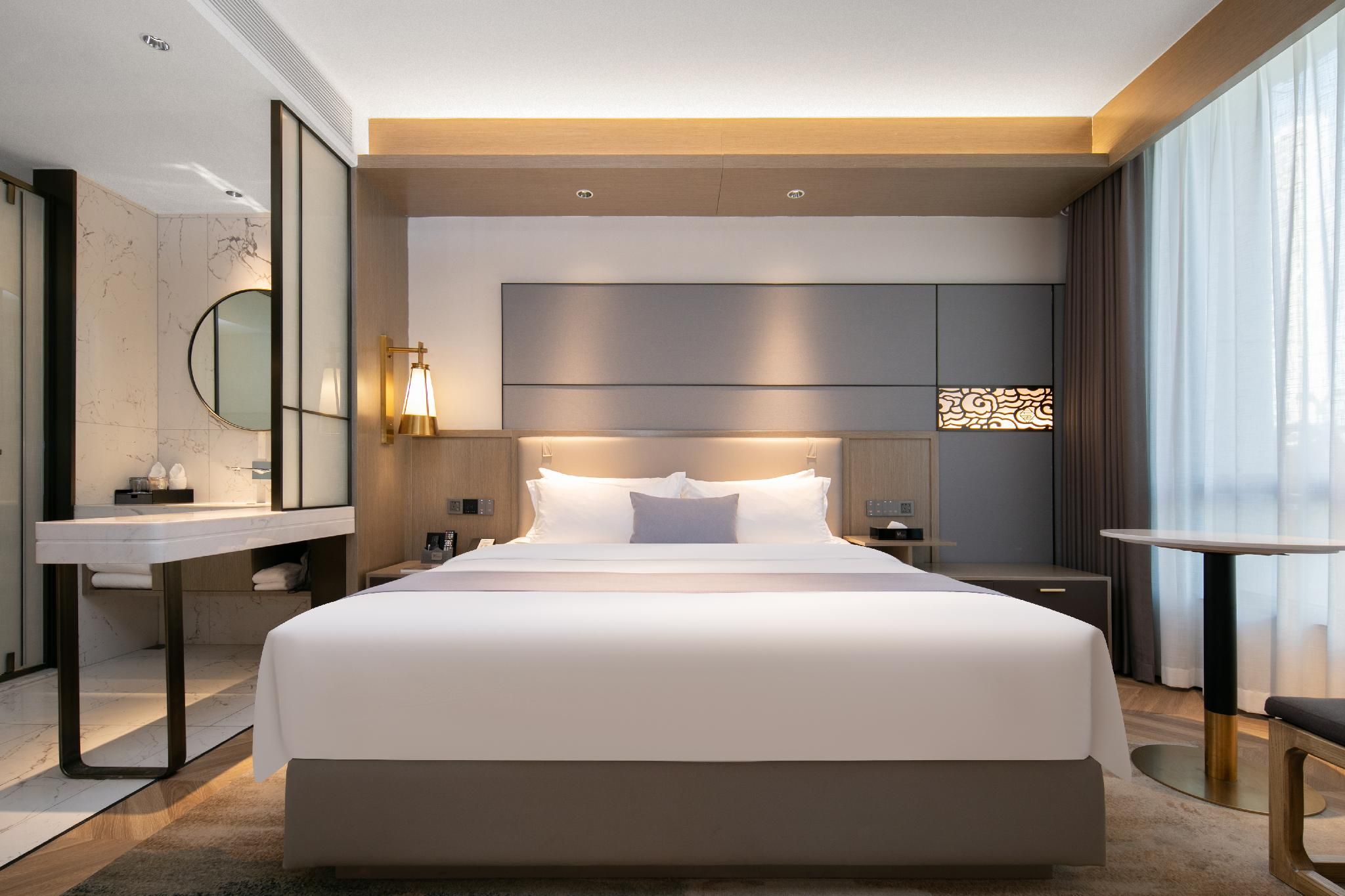 Huazhu - Superior BedRoom