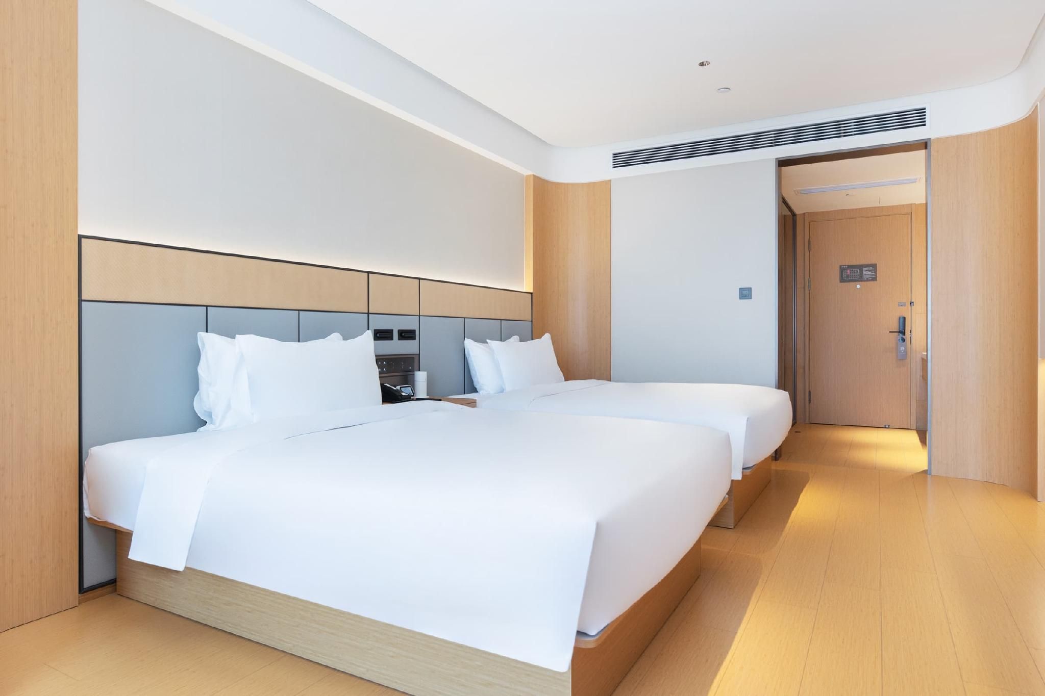 Huazhu - Business Twin Room