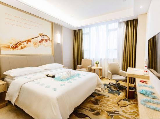 Vienna - Functional Chess Suite Room