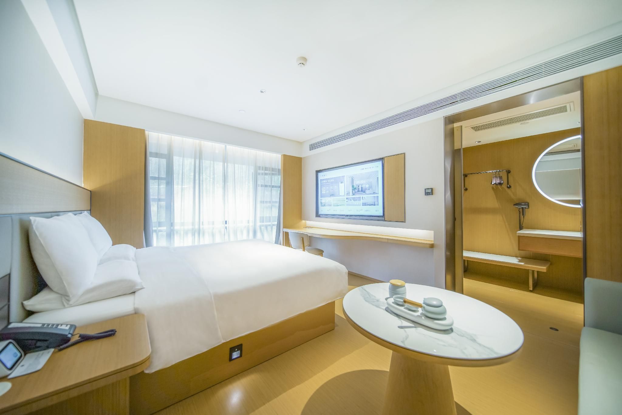 Mountain View Queen Queen